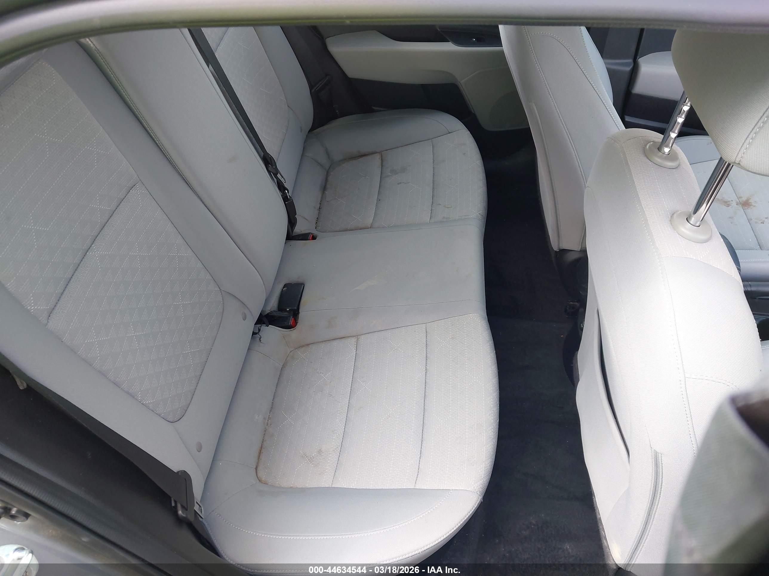 KIA RIO image 8