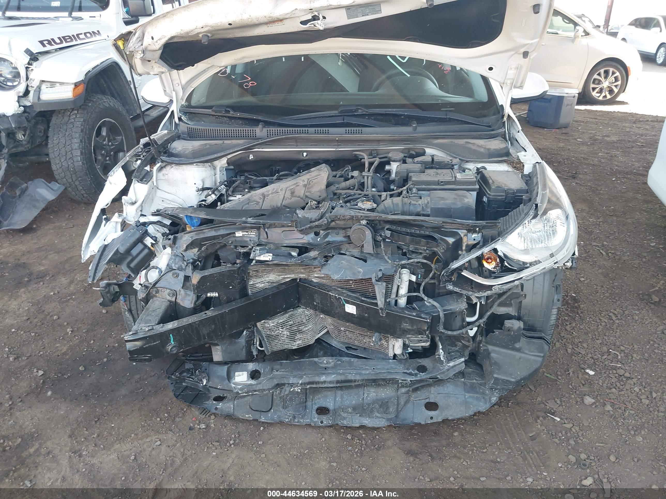 HYUNDAI ACCENT image 10