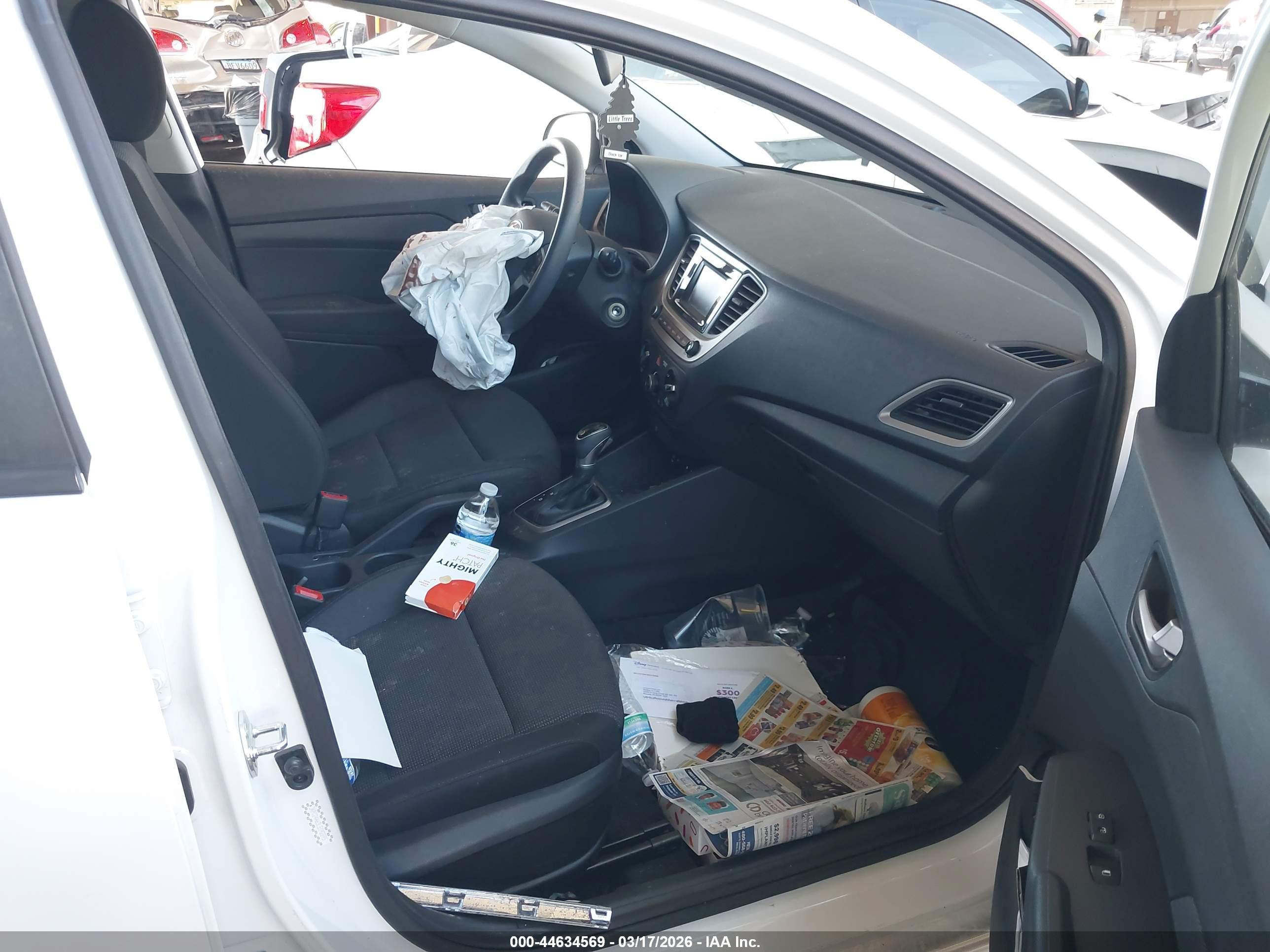 HYUNDAI ACCENT image 5
