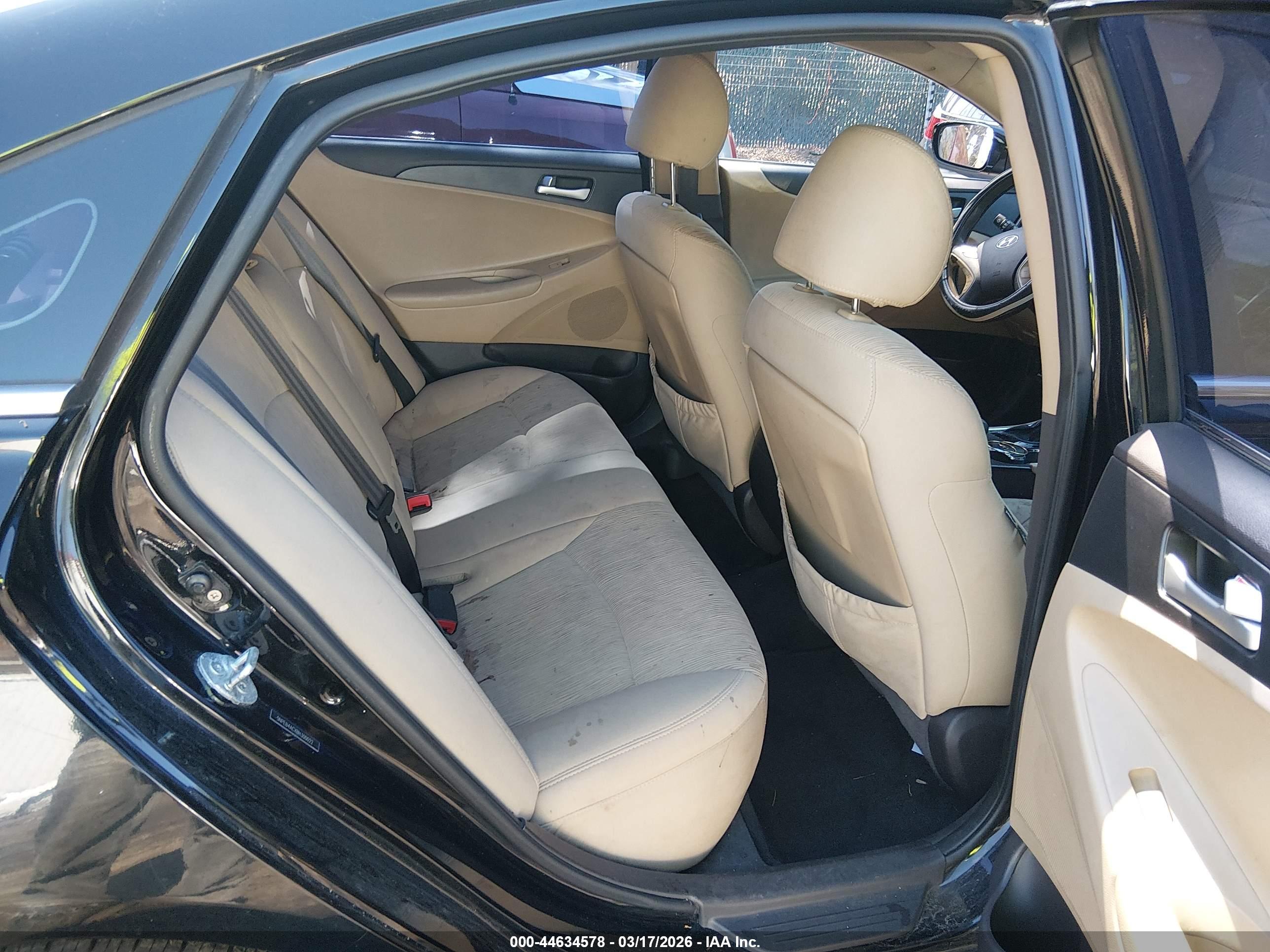 HYUNDAI SONATA image 8