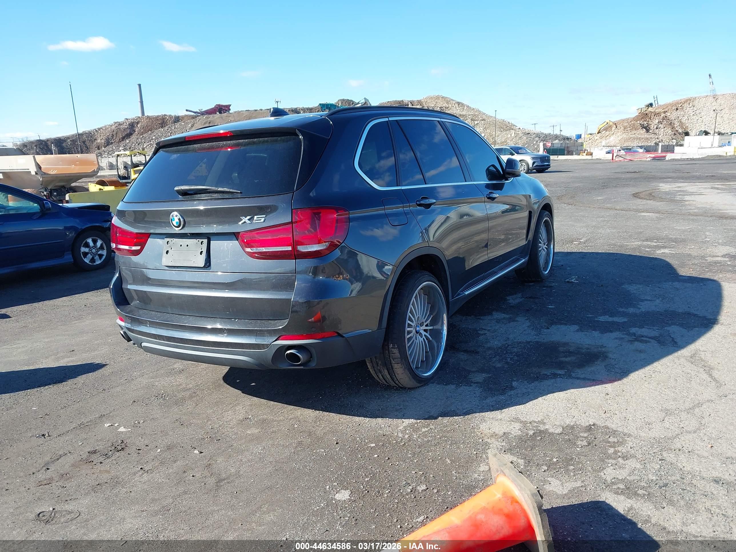 BMW X5 image 4