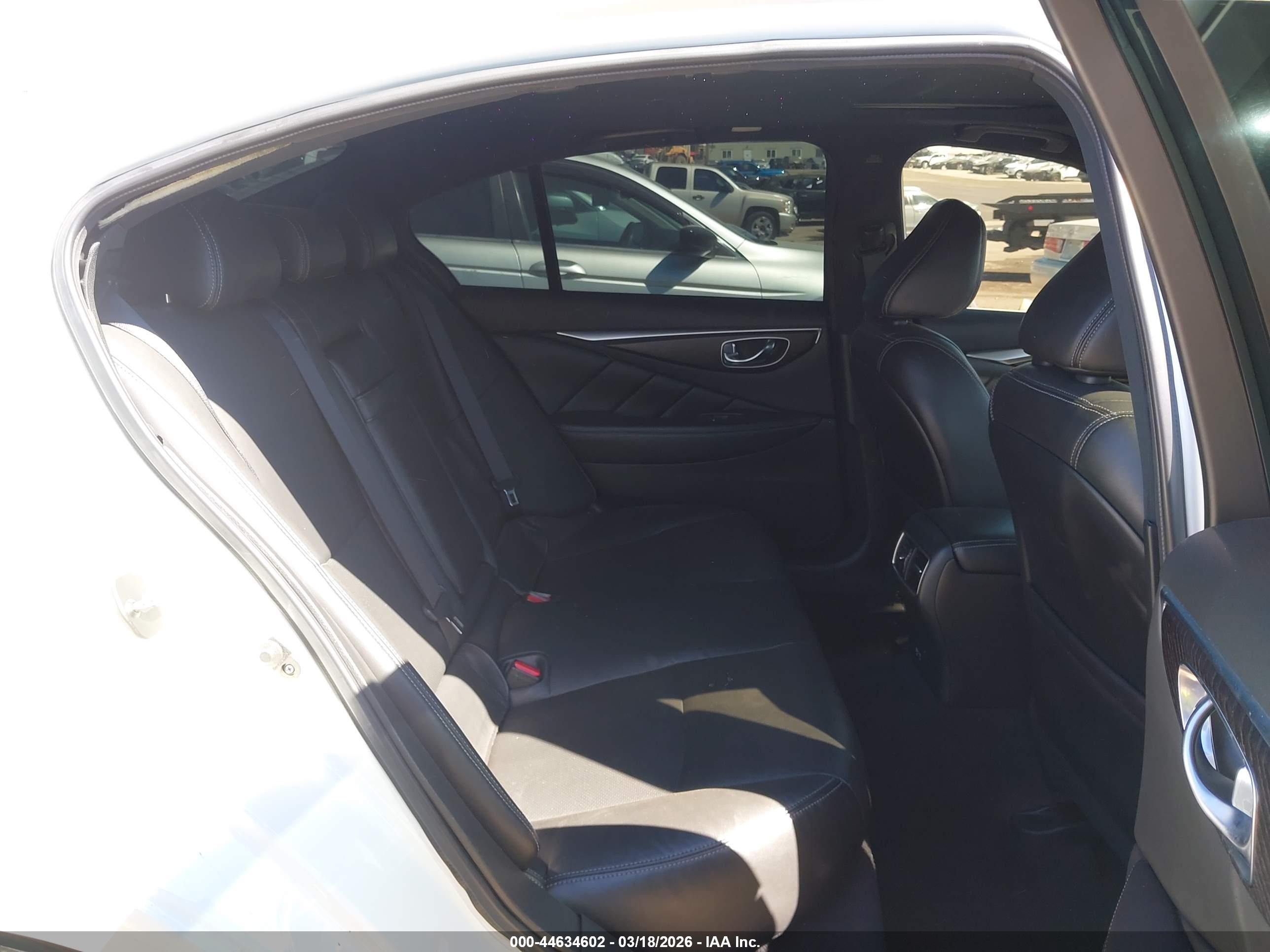 INFINITI Q50 image 8