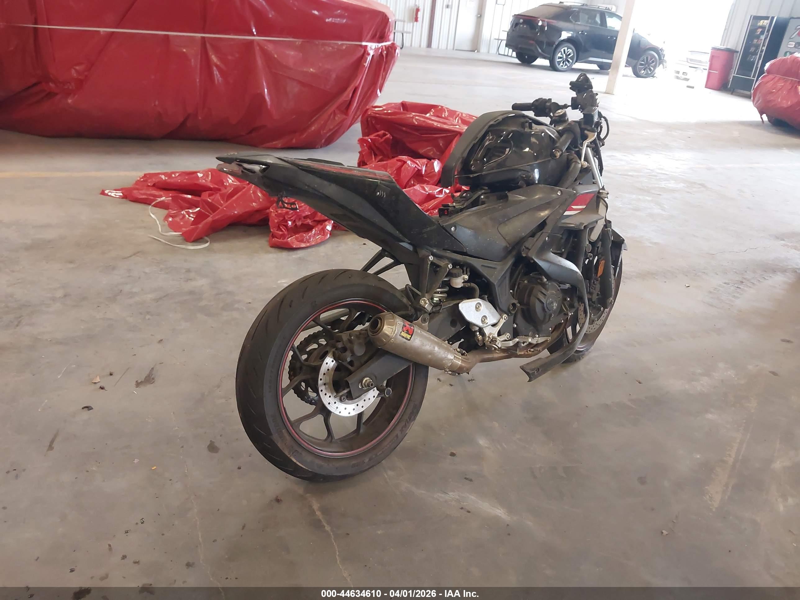 YAMAHA YZFR3 image 4