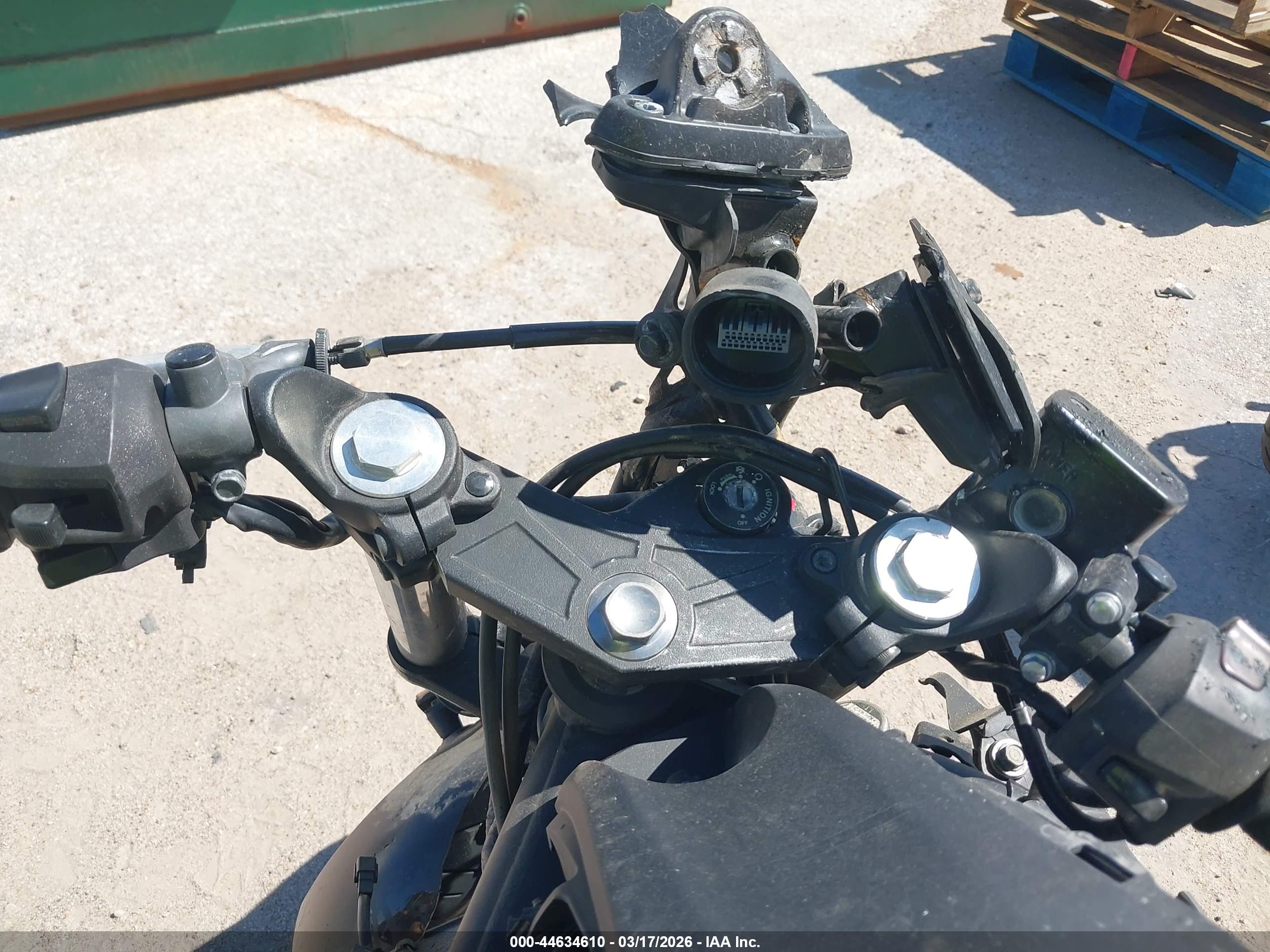 YAMAHA YZFR3 image 7