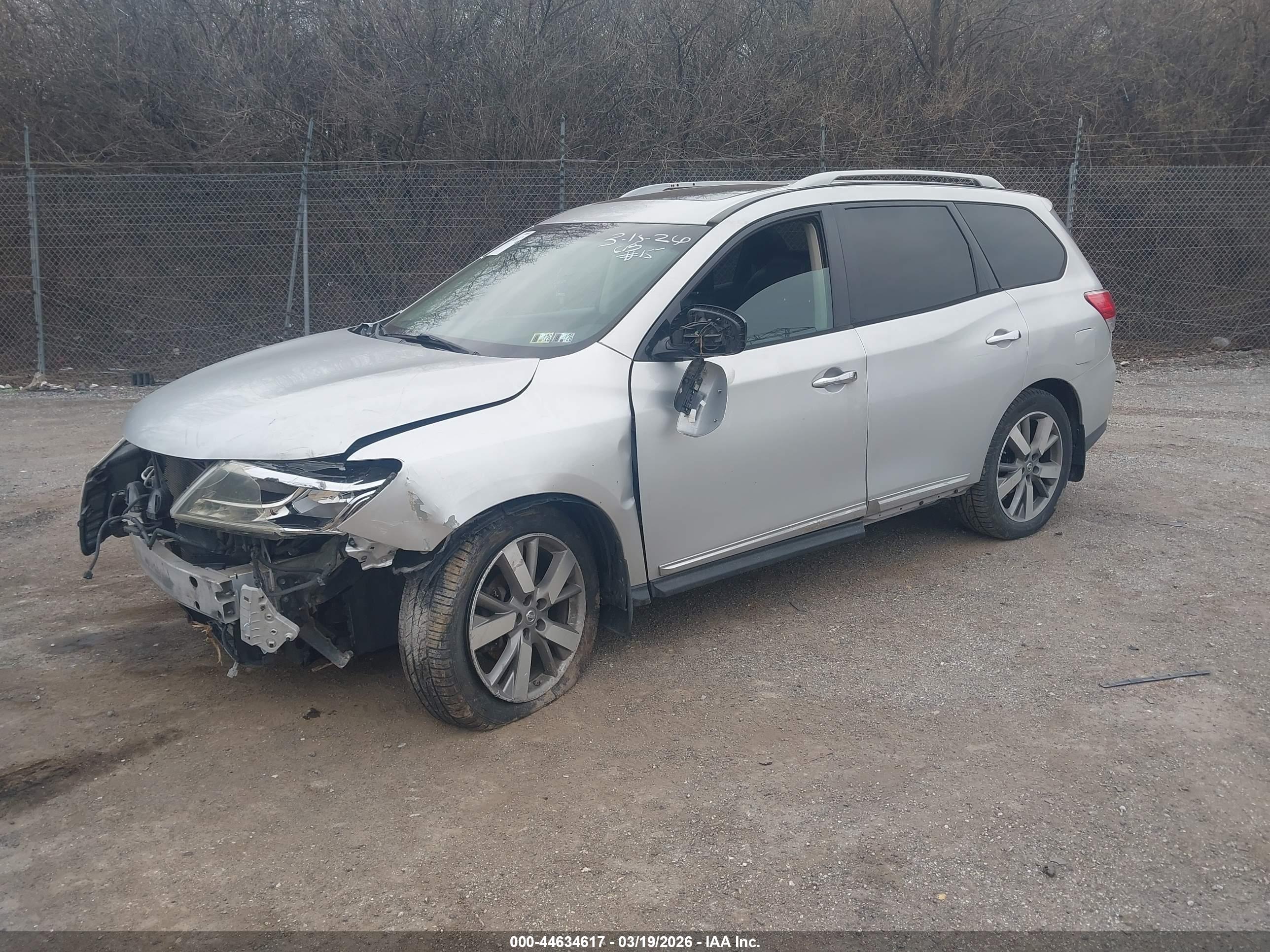 NISSAN PATHFINDER image 2