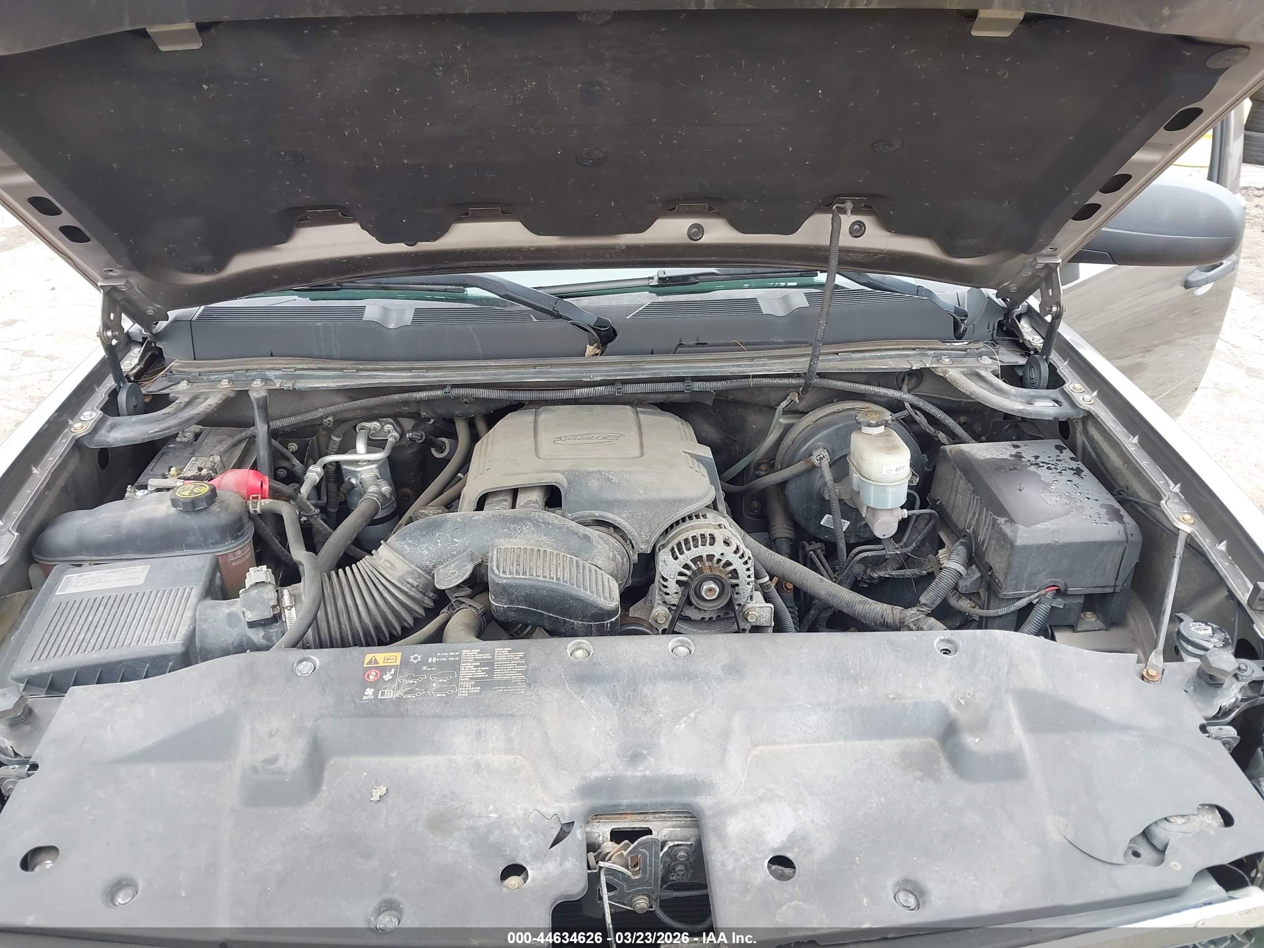 CHEVROLET SILVERADO image 10