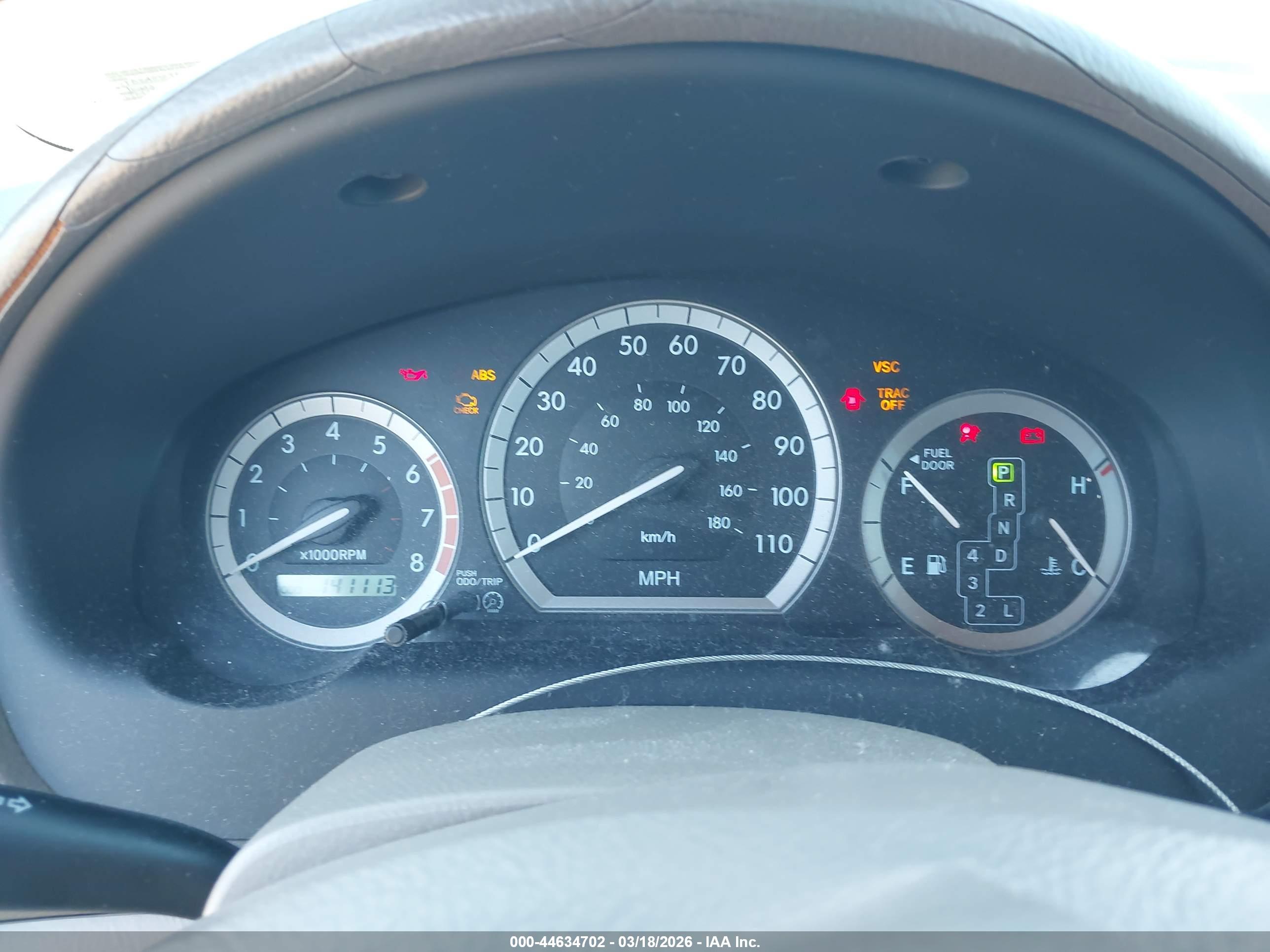 TOYOTA SIENNA image 7