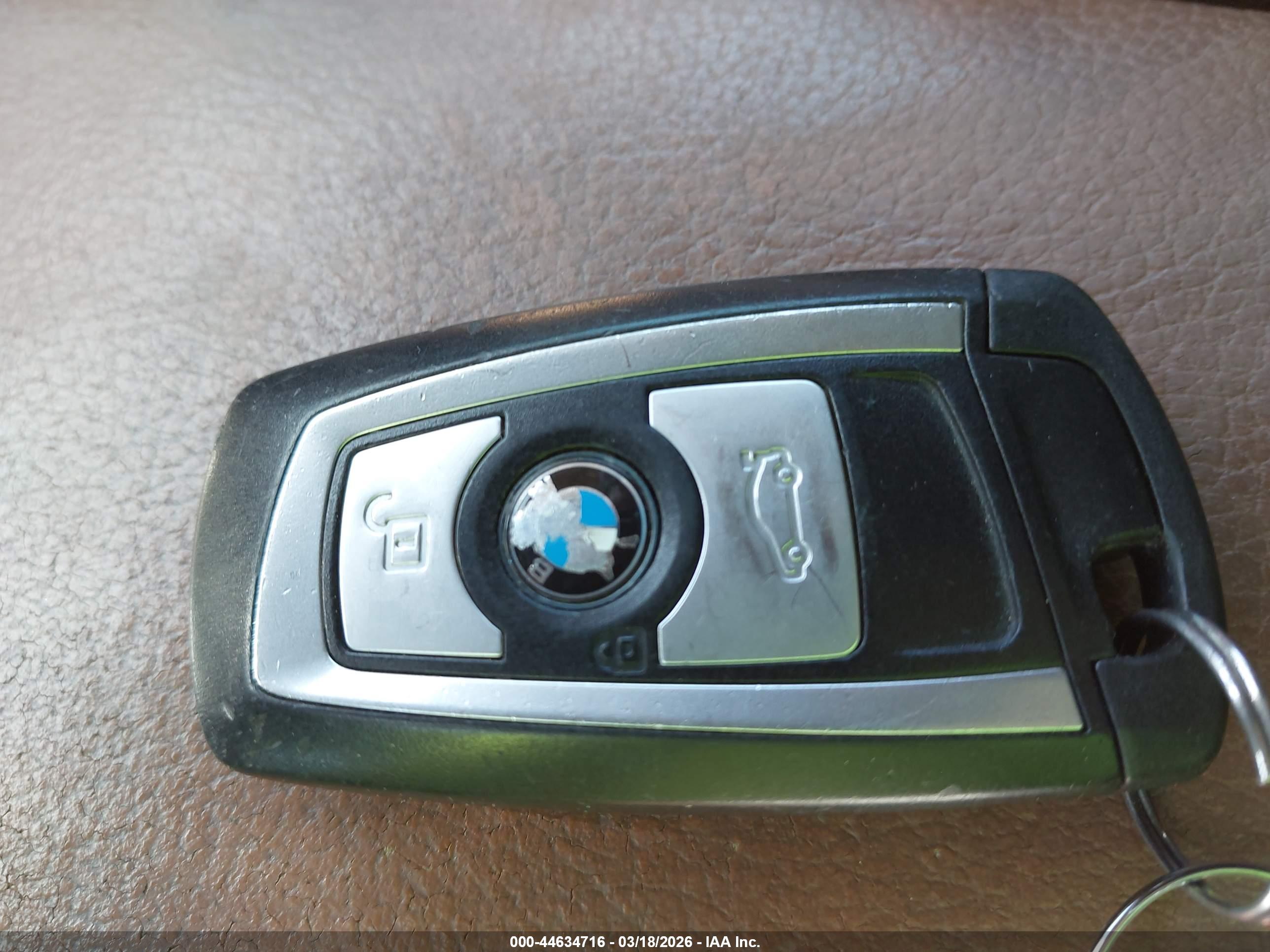 BMW 328I image 11