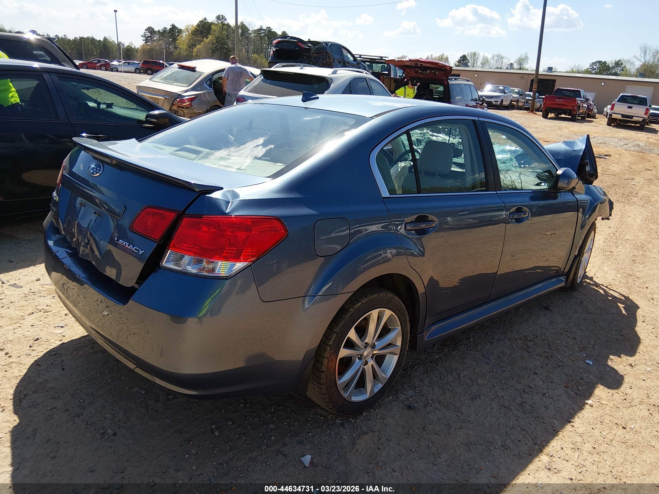 SUBARU LEGACY image 4