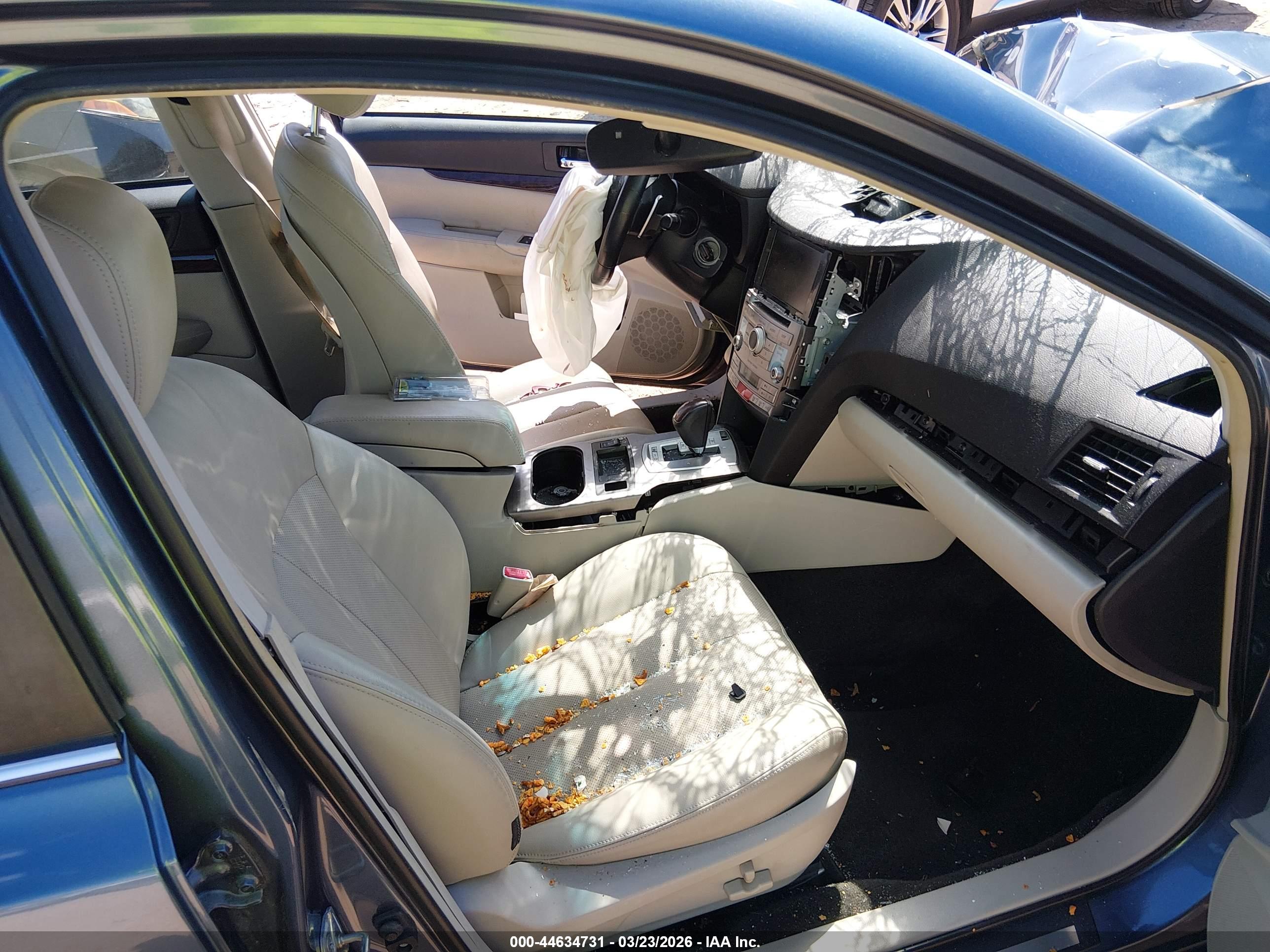 SUBARU LEGACY image 5