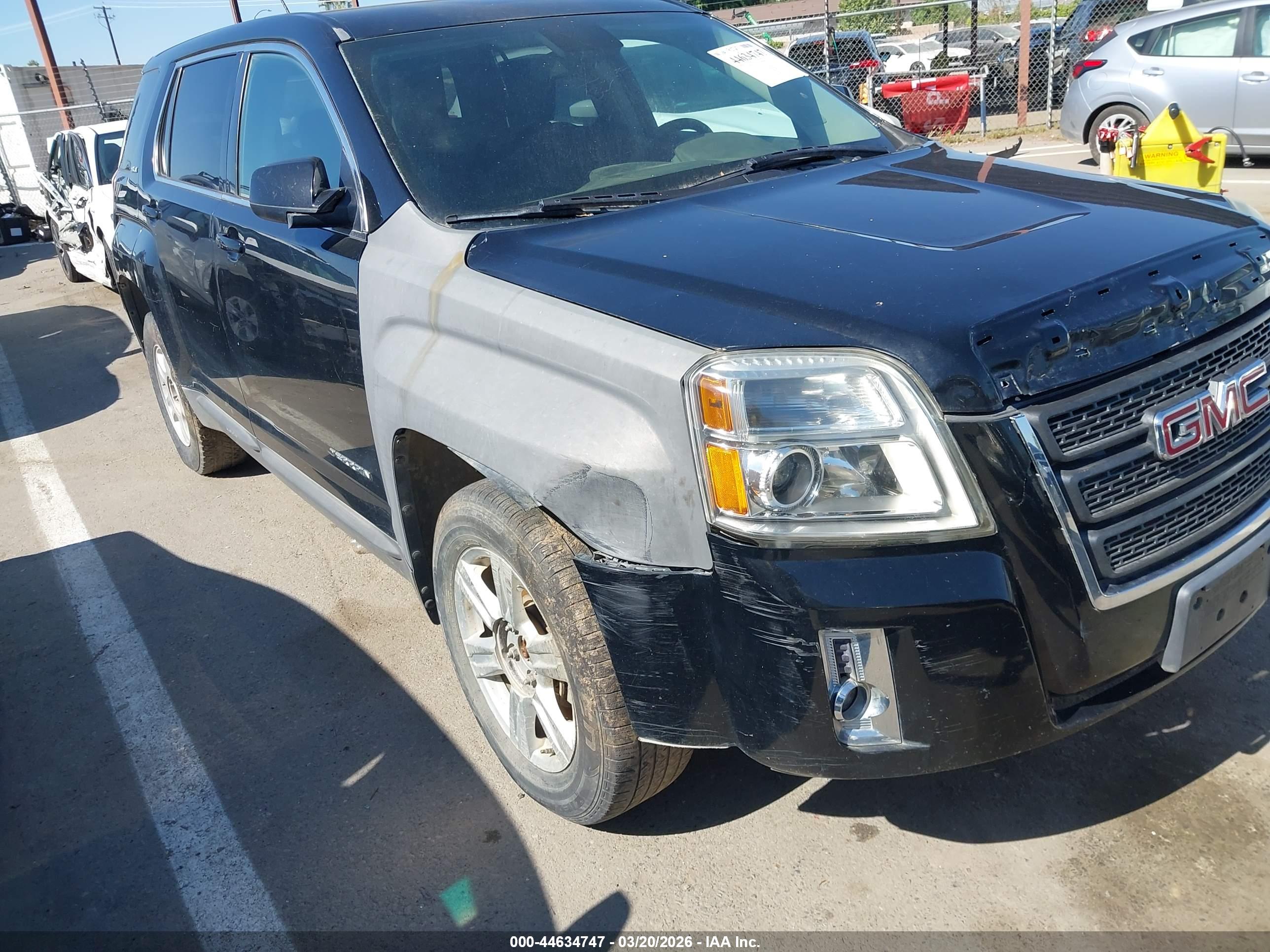 GMC TERRAIN image 6