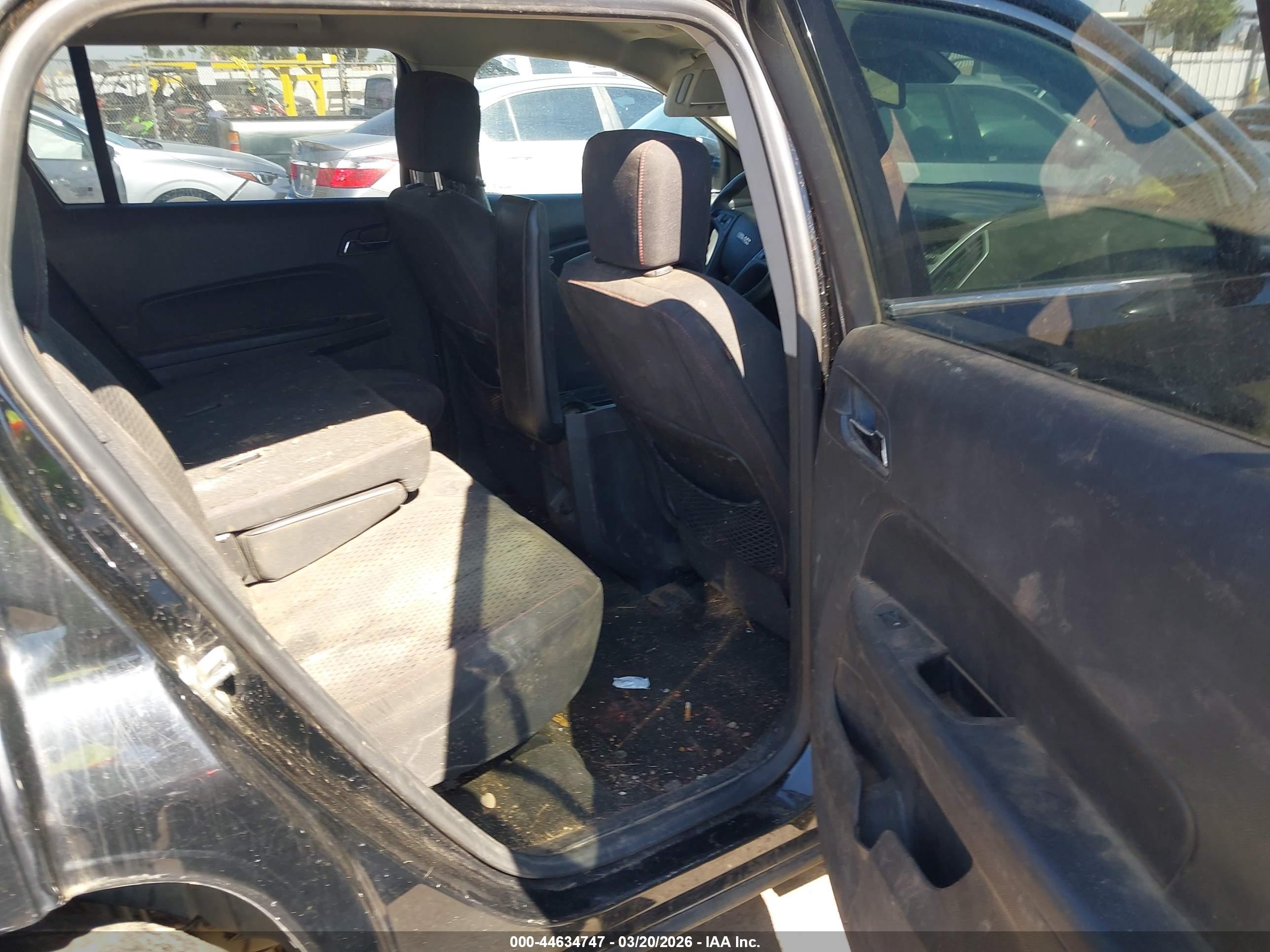 GMC TERRAIN image 8