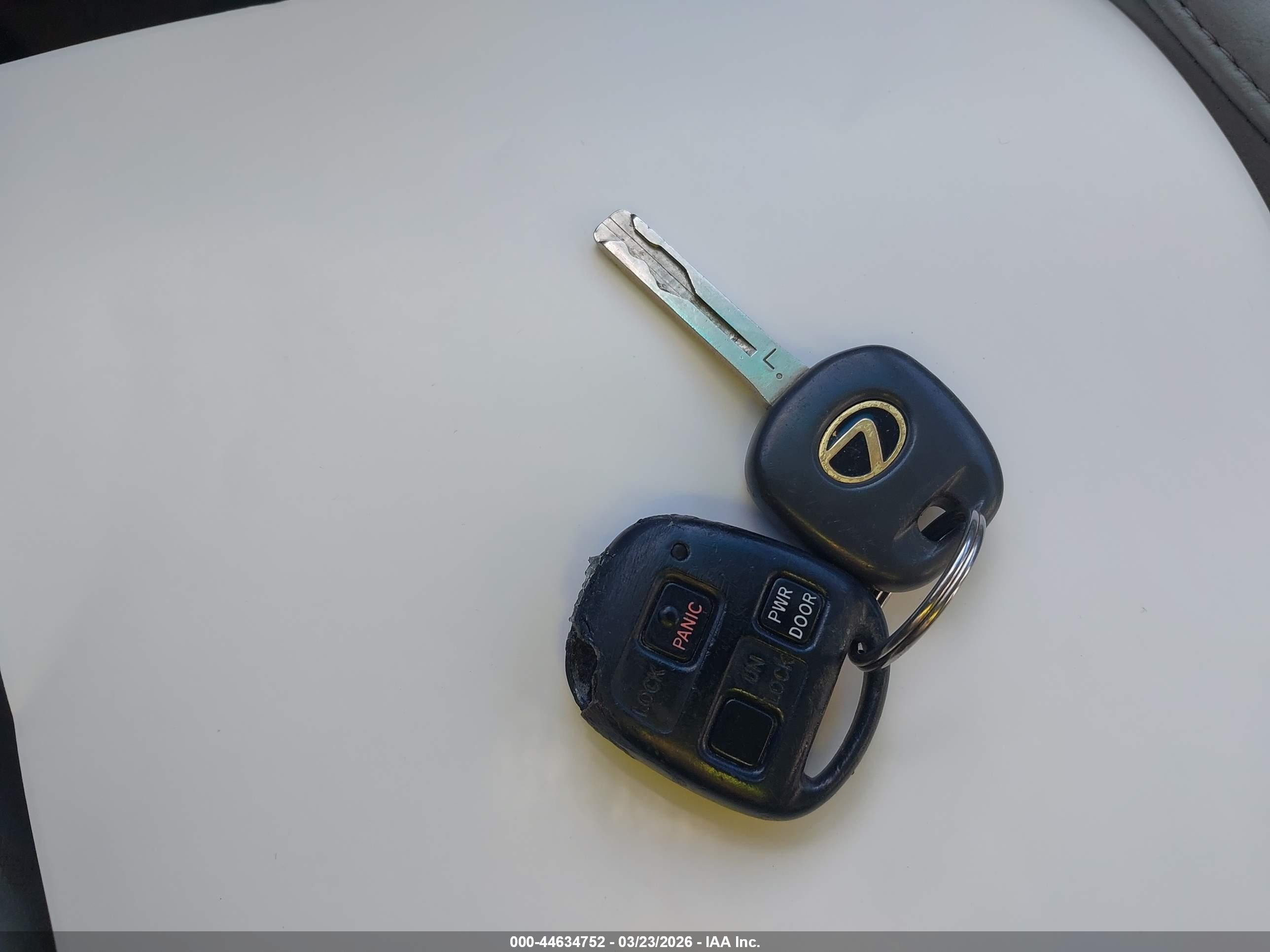 LEXUS RX image 11
