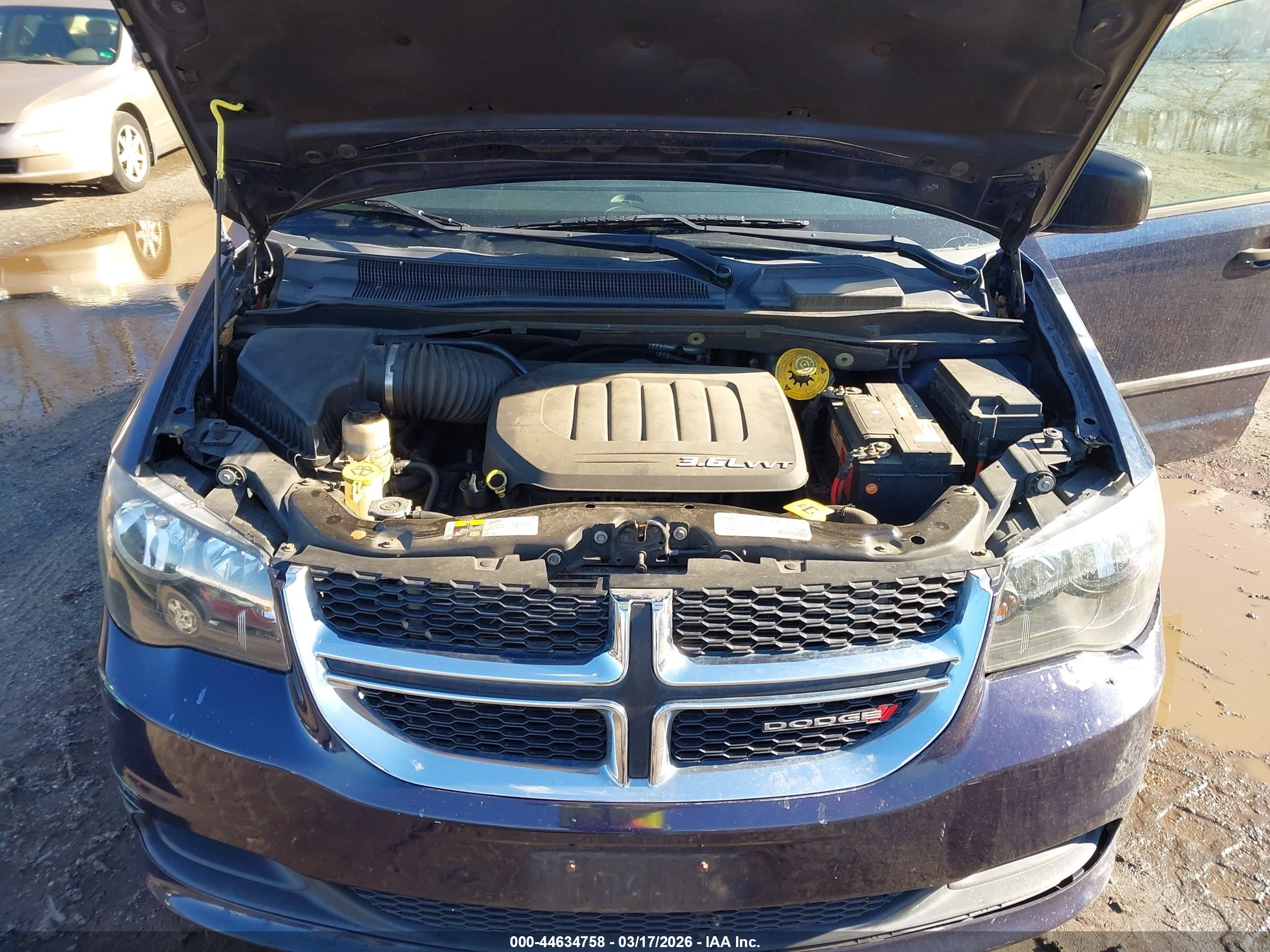 DODGE GRAND image 10