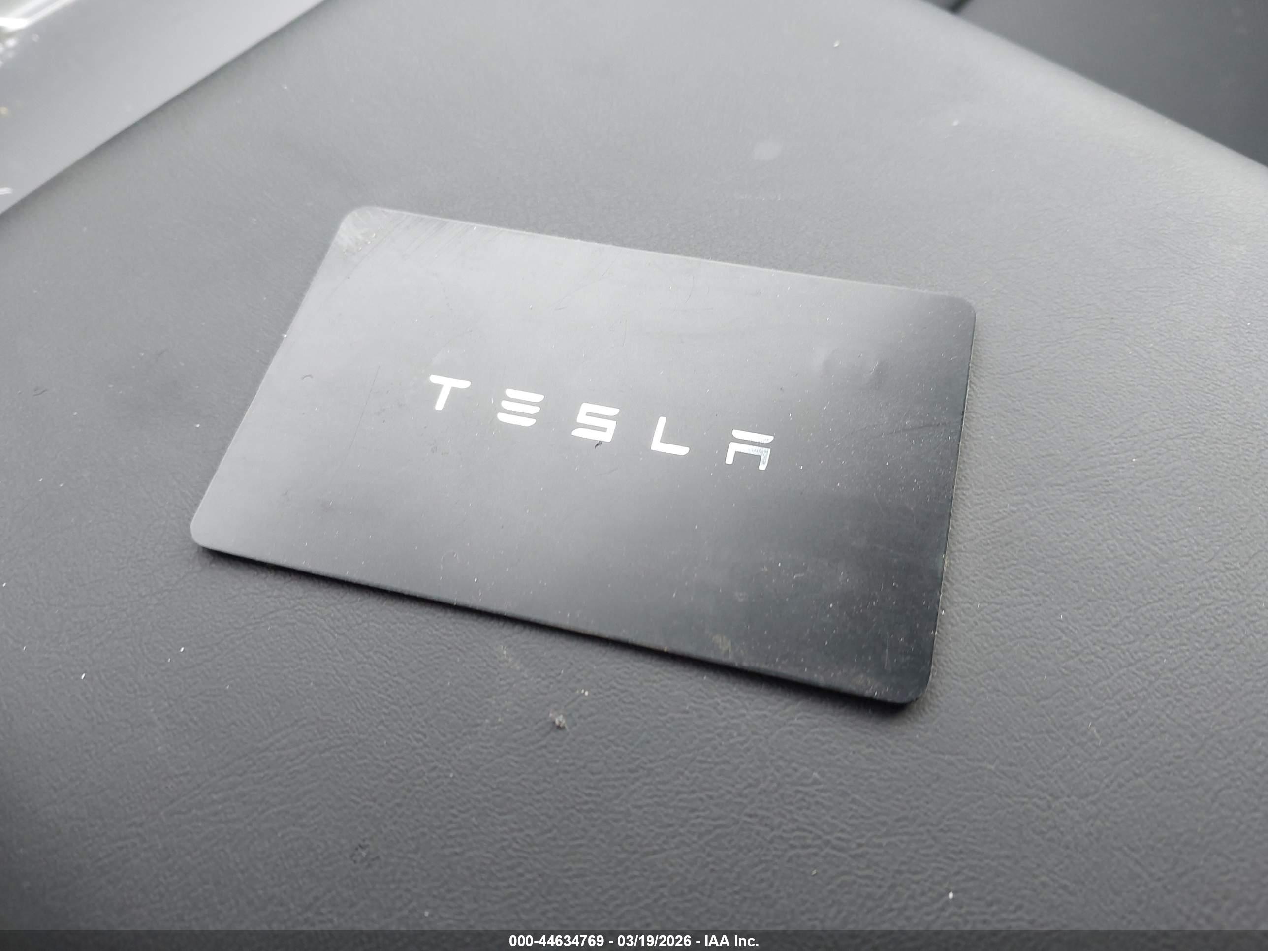 TESLA MODEL image 11