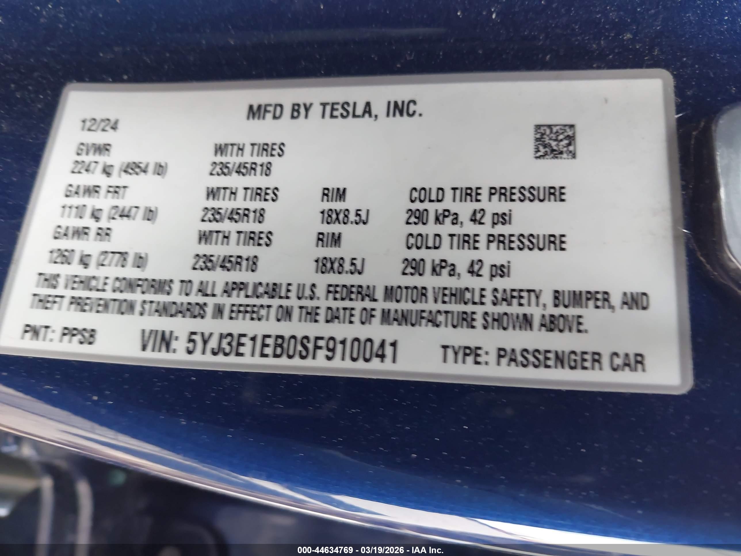 TESLA MODEL image 9