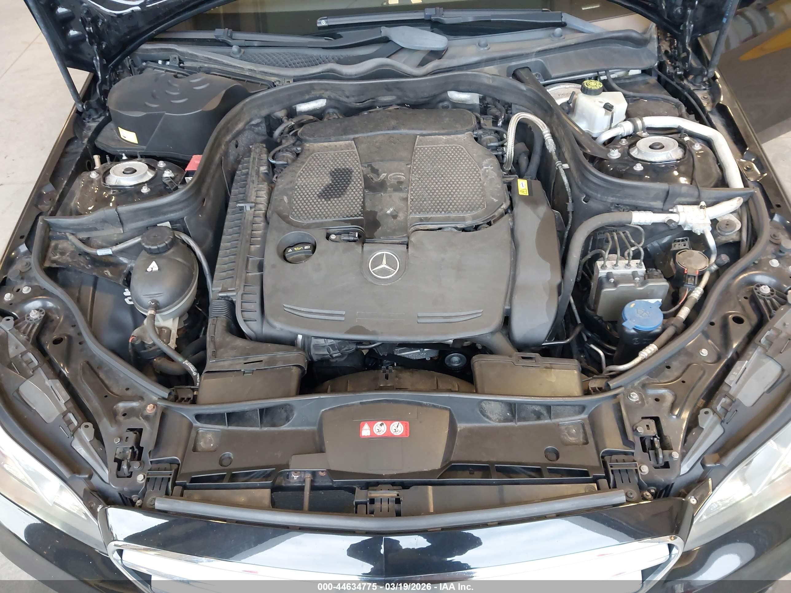 MERCEDES-BENZ E image 10
