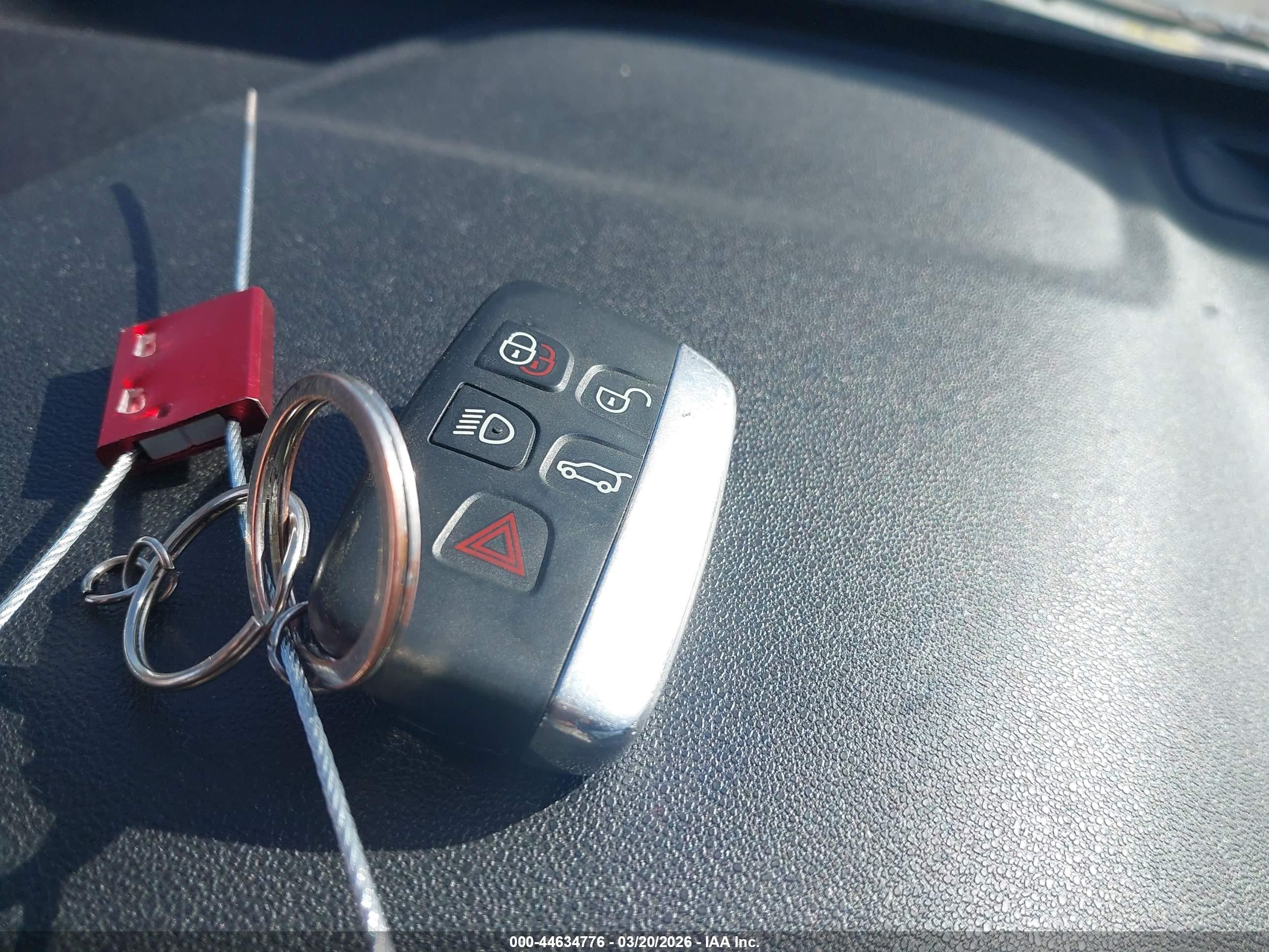LAND ROVER image 11