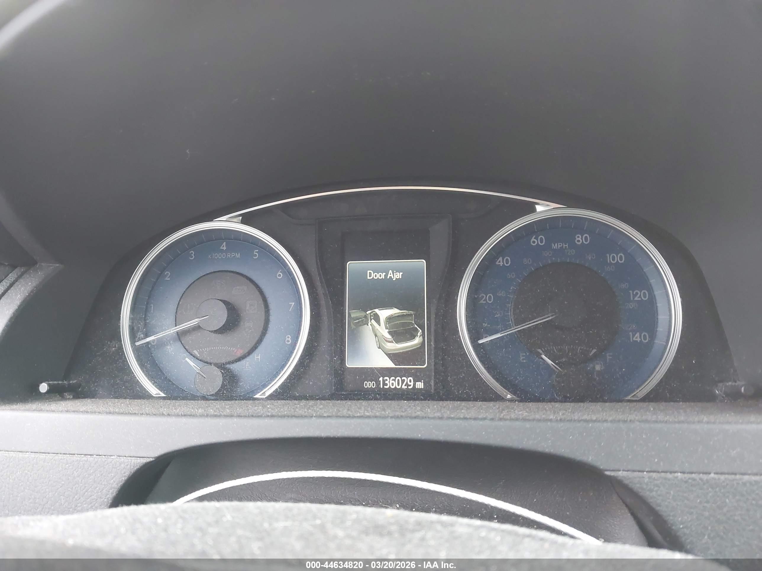 TOYOTA CAMRY image 7