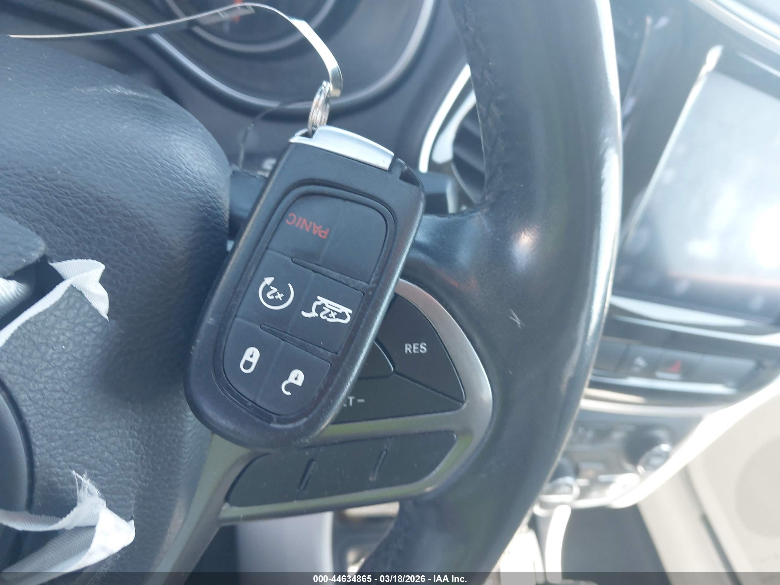 JEEP CHEROKEE image 11
