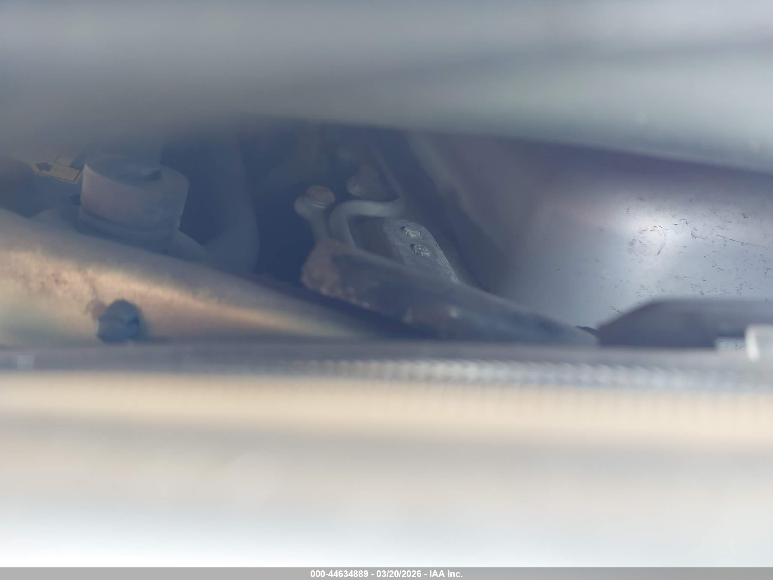 TOYOTA PRIUS image 10
