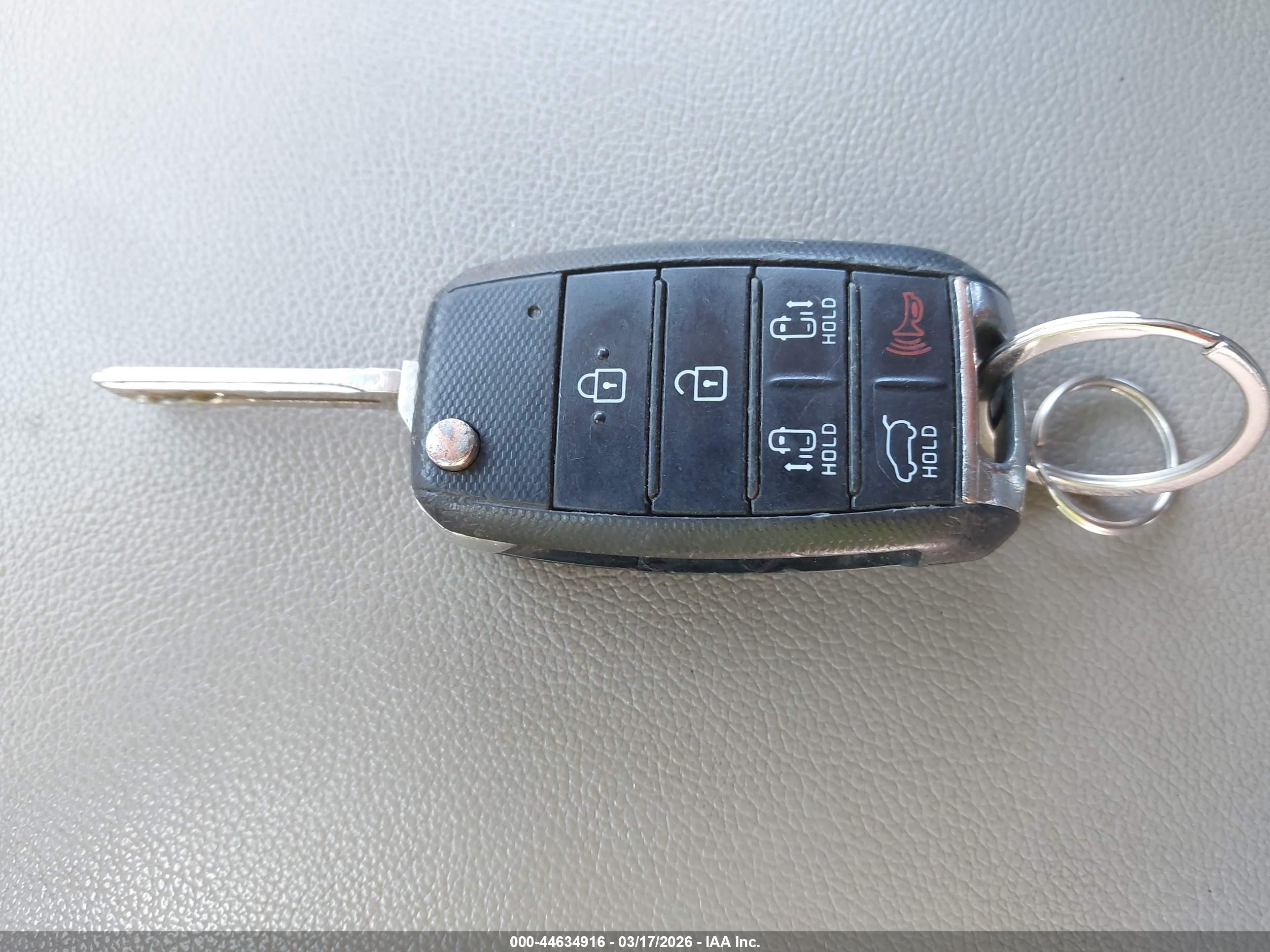 KIA SEDONA image 11