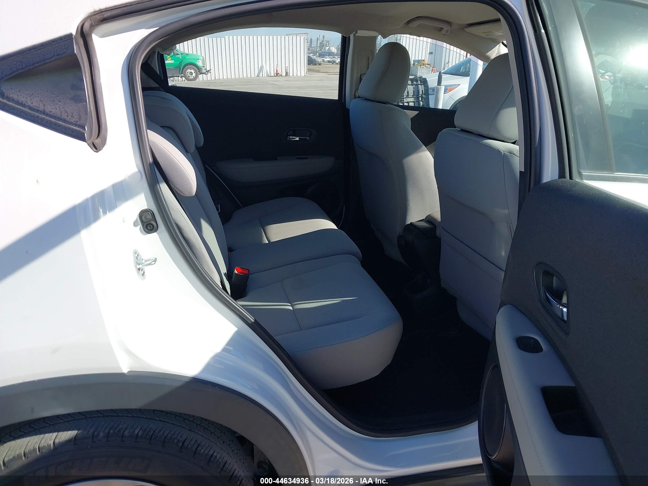 HONDA HR-V image 8