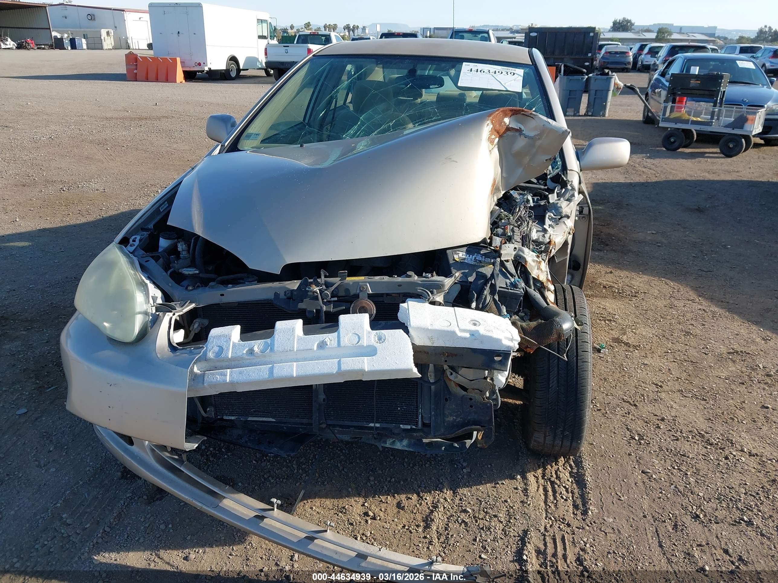 TOYOTA COROLLA image 6
