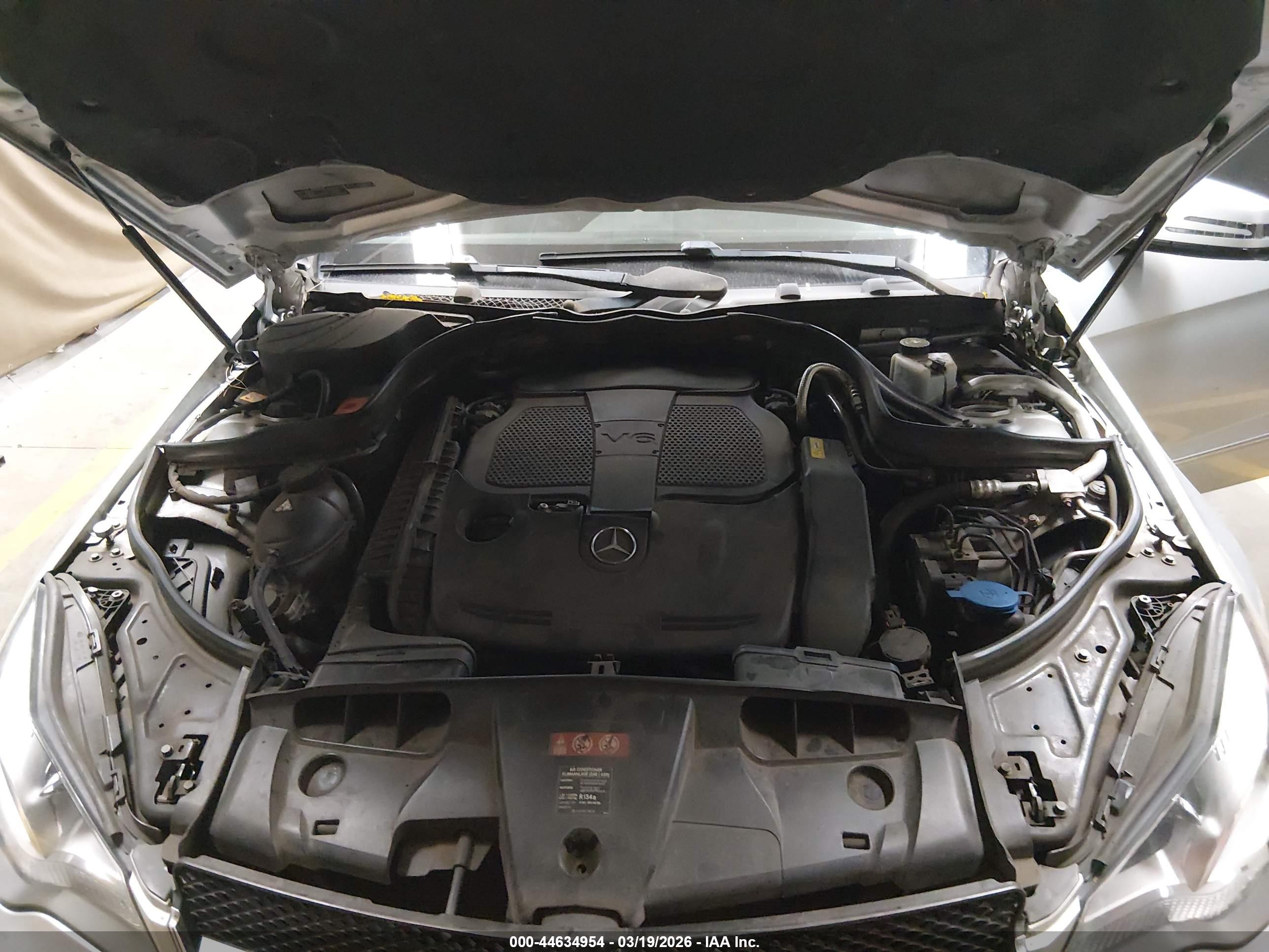 MERCEDES-BENZ E image 10