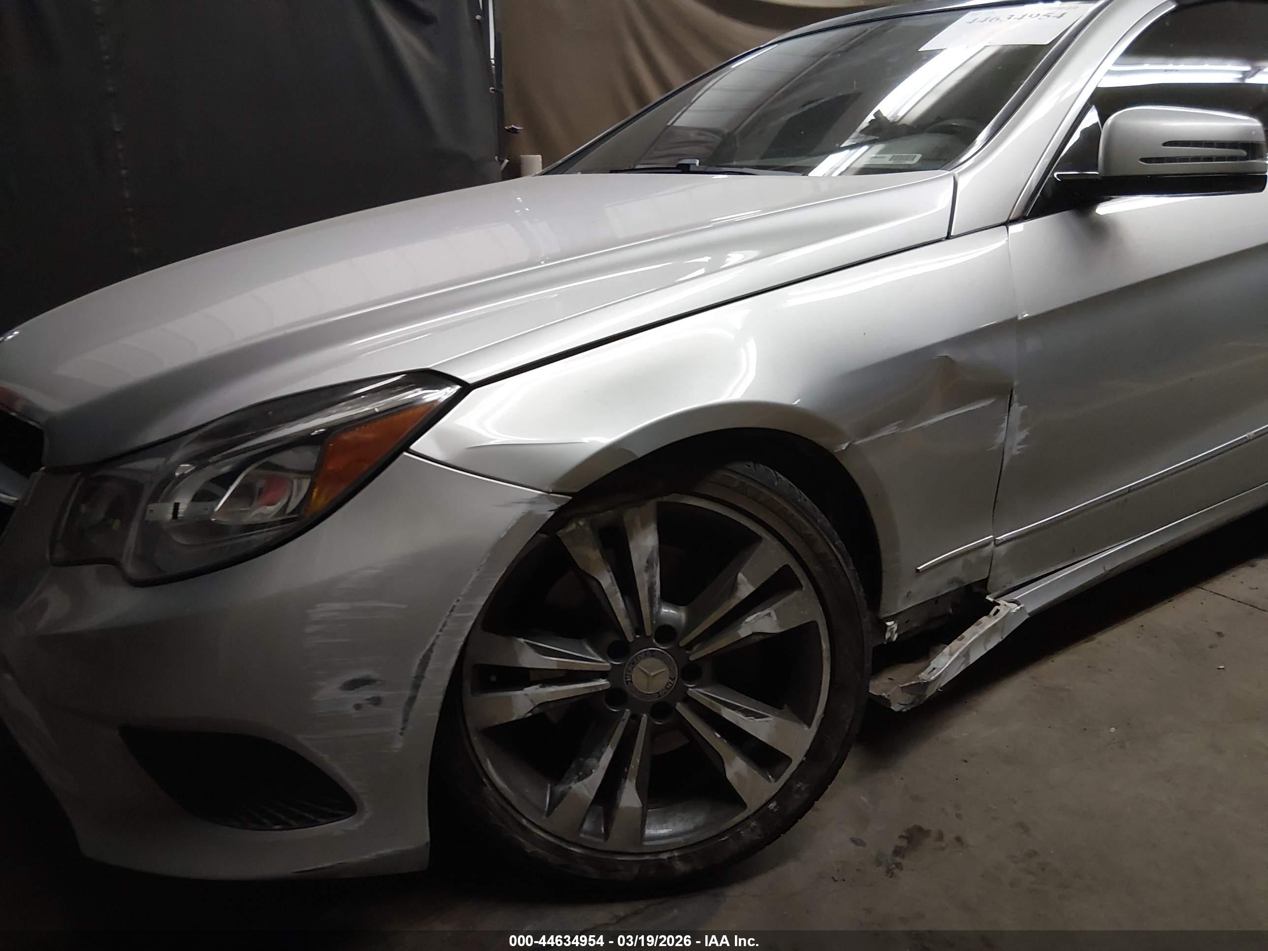 MERCEDES-BENZ E image 6
