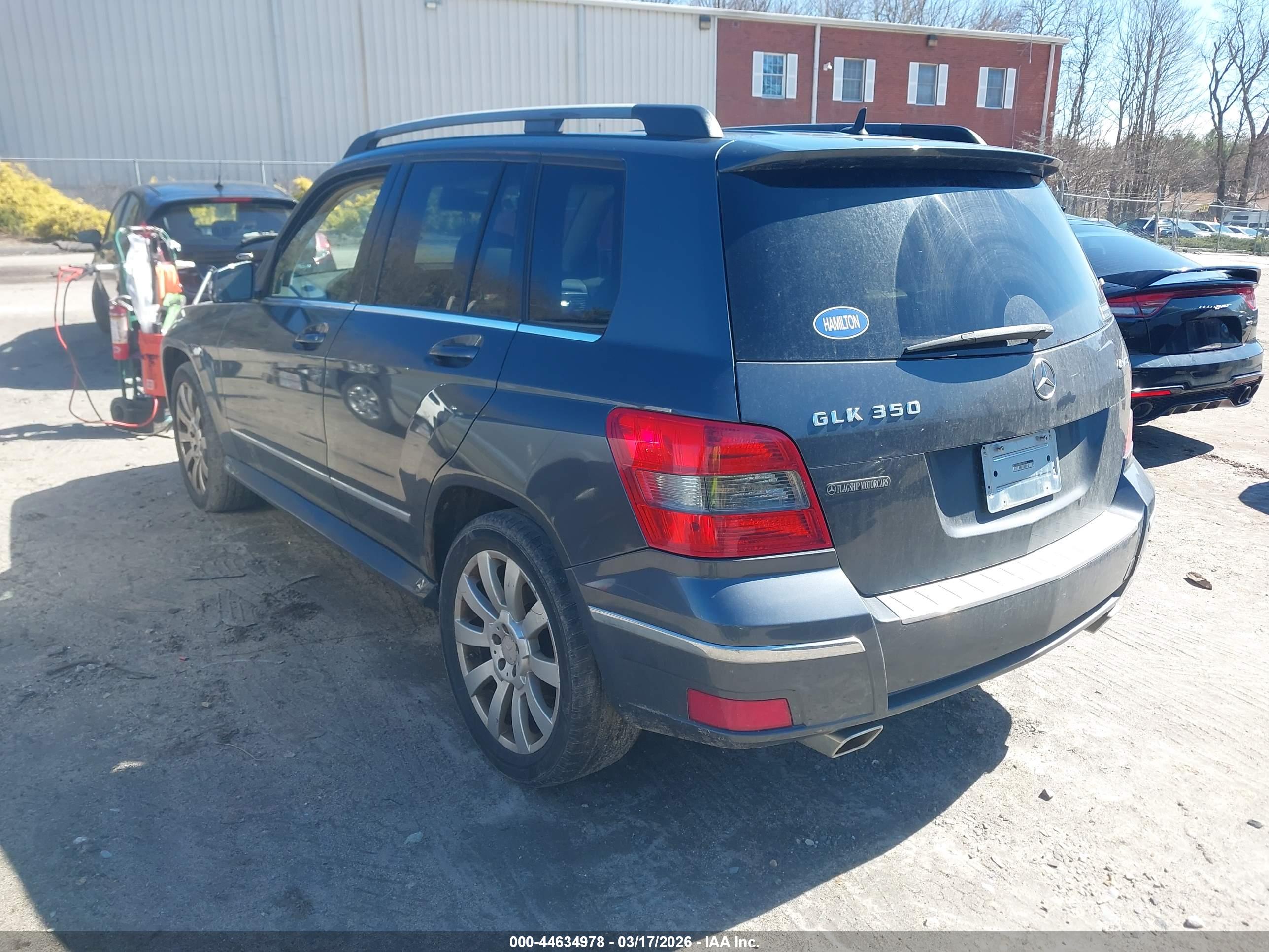 MERCEDES-BENZ GLK image 3