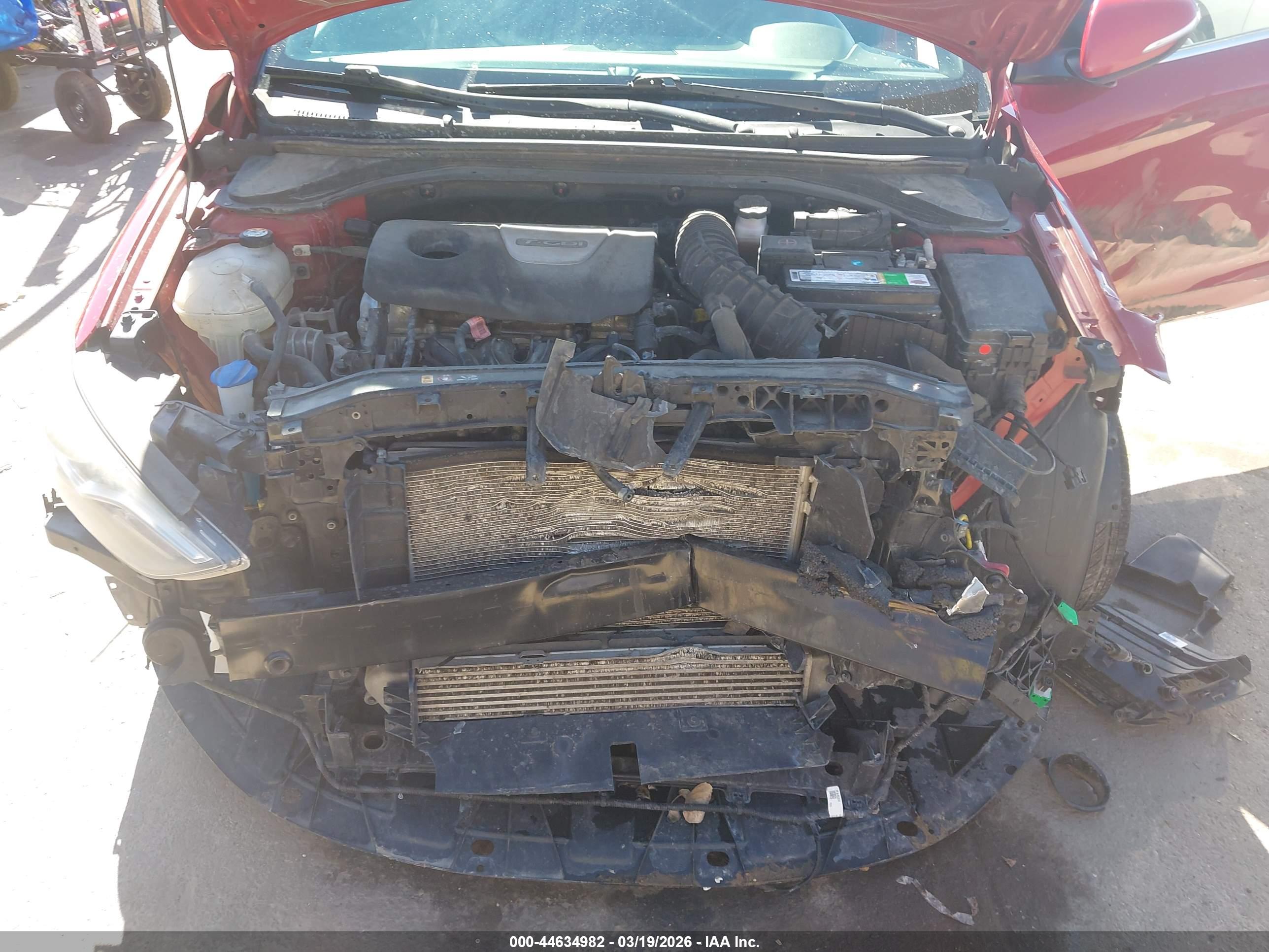 HYUNDAI ELANTRA image 10