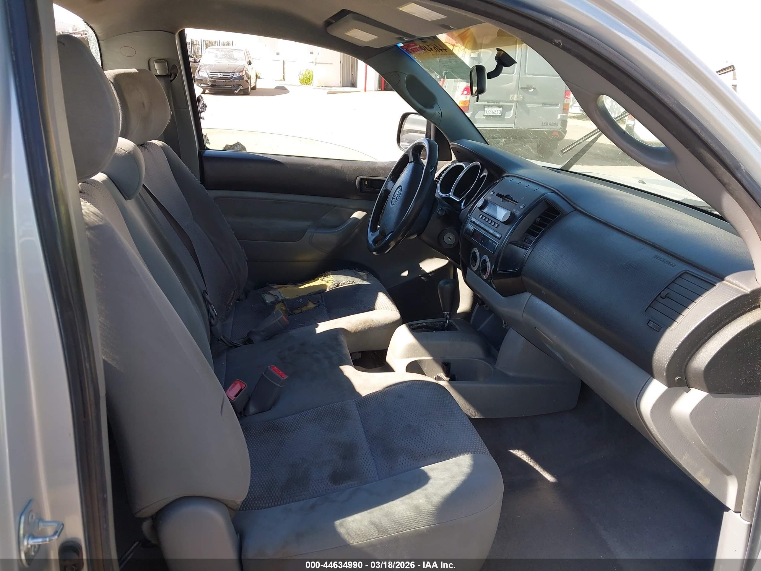 TOYOTA TACOMA image 5
