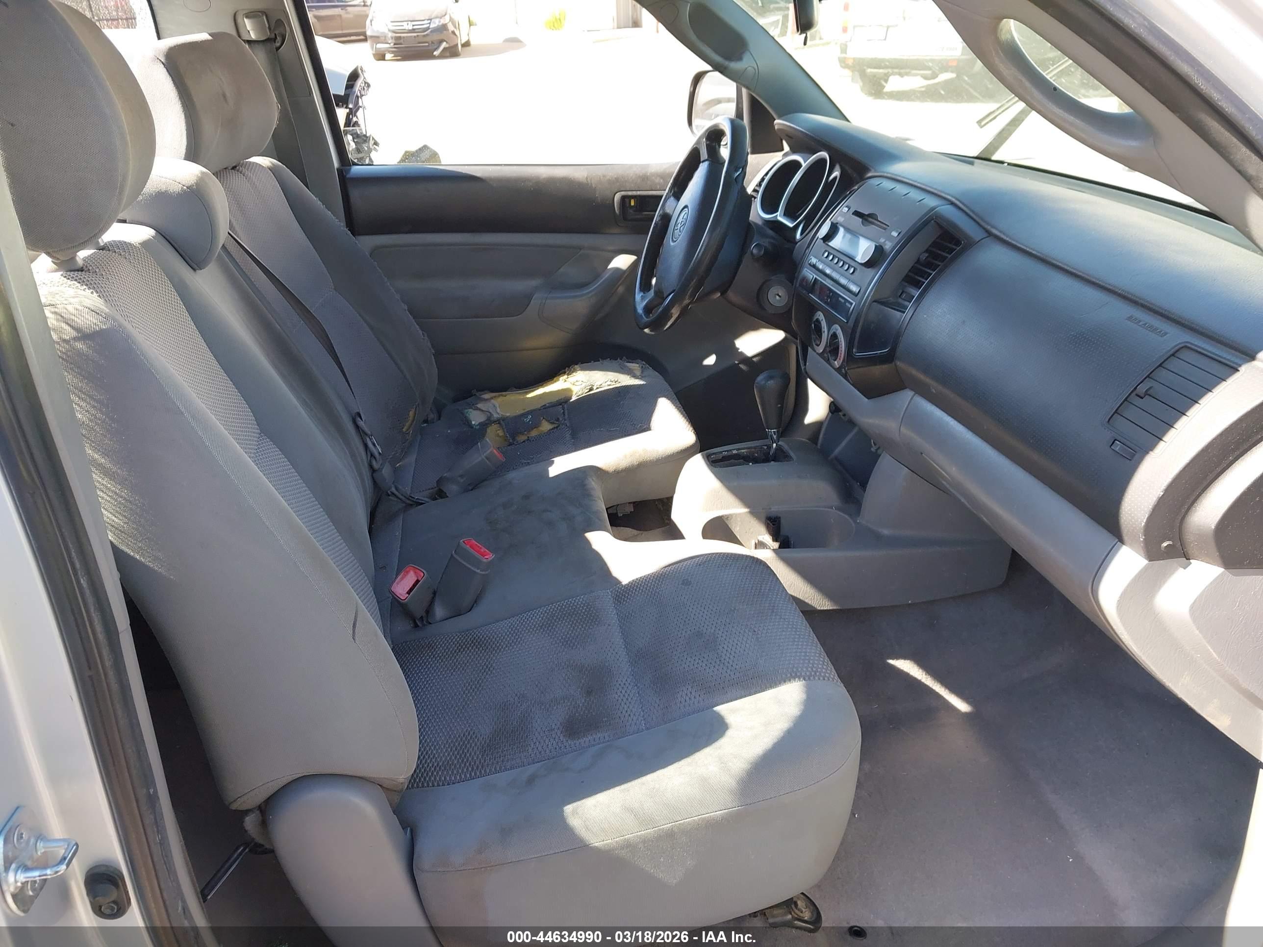 TOYOTA TACOMA image 8