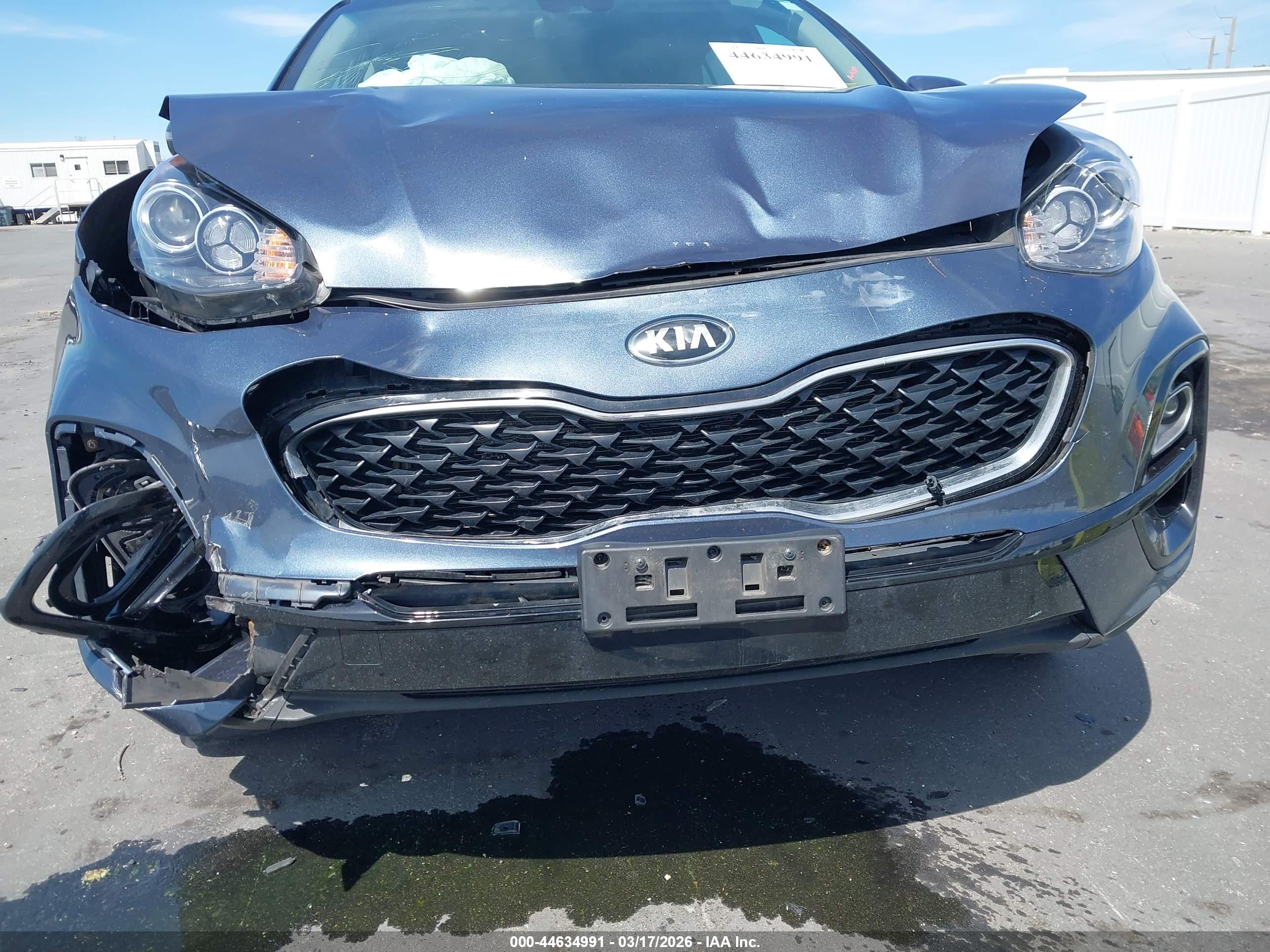 KIA SPORTAGE image 6