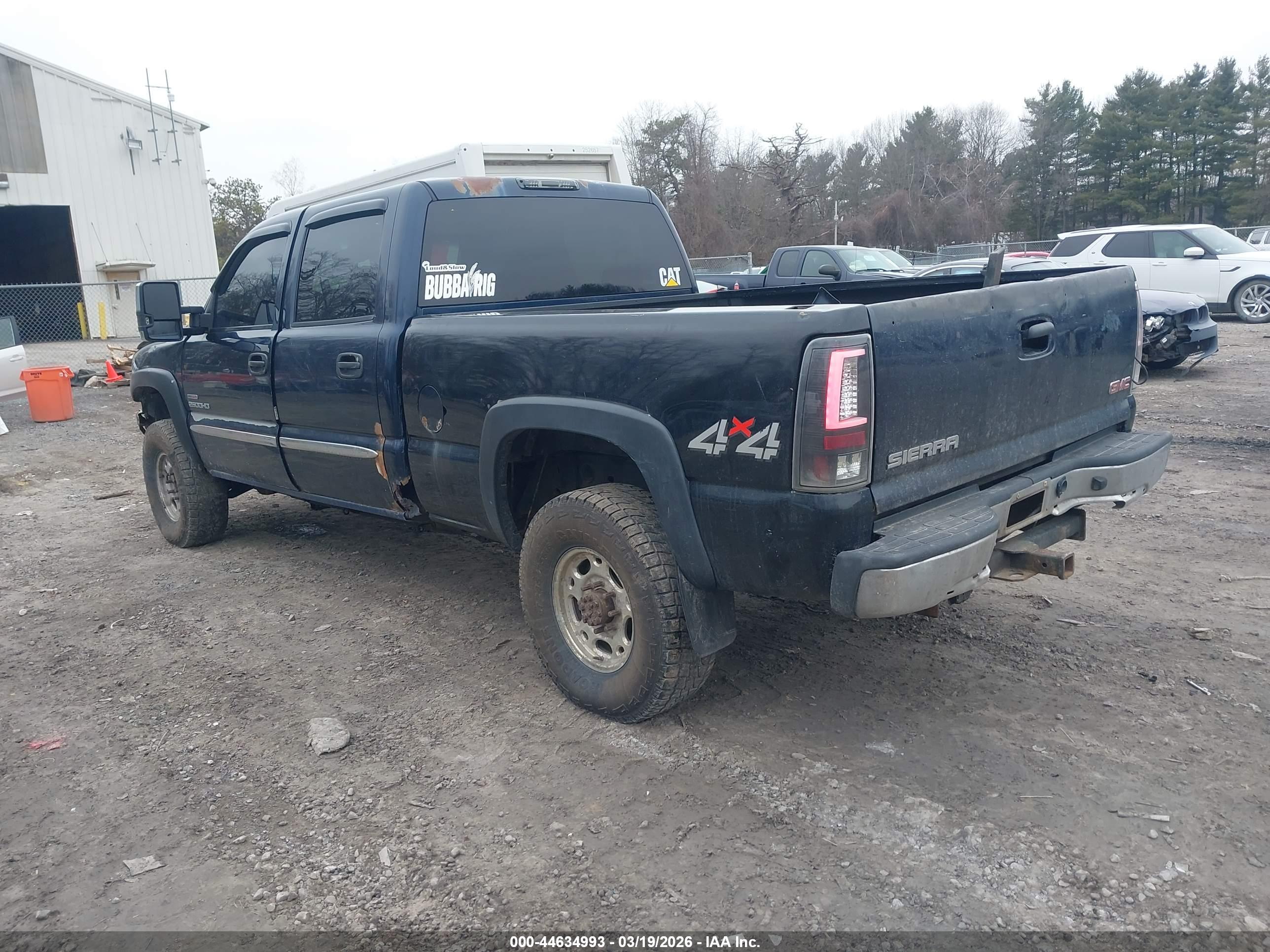 GMC SIERRA image 3