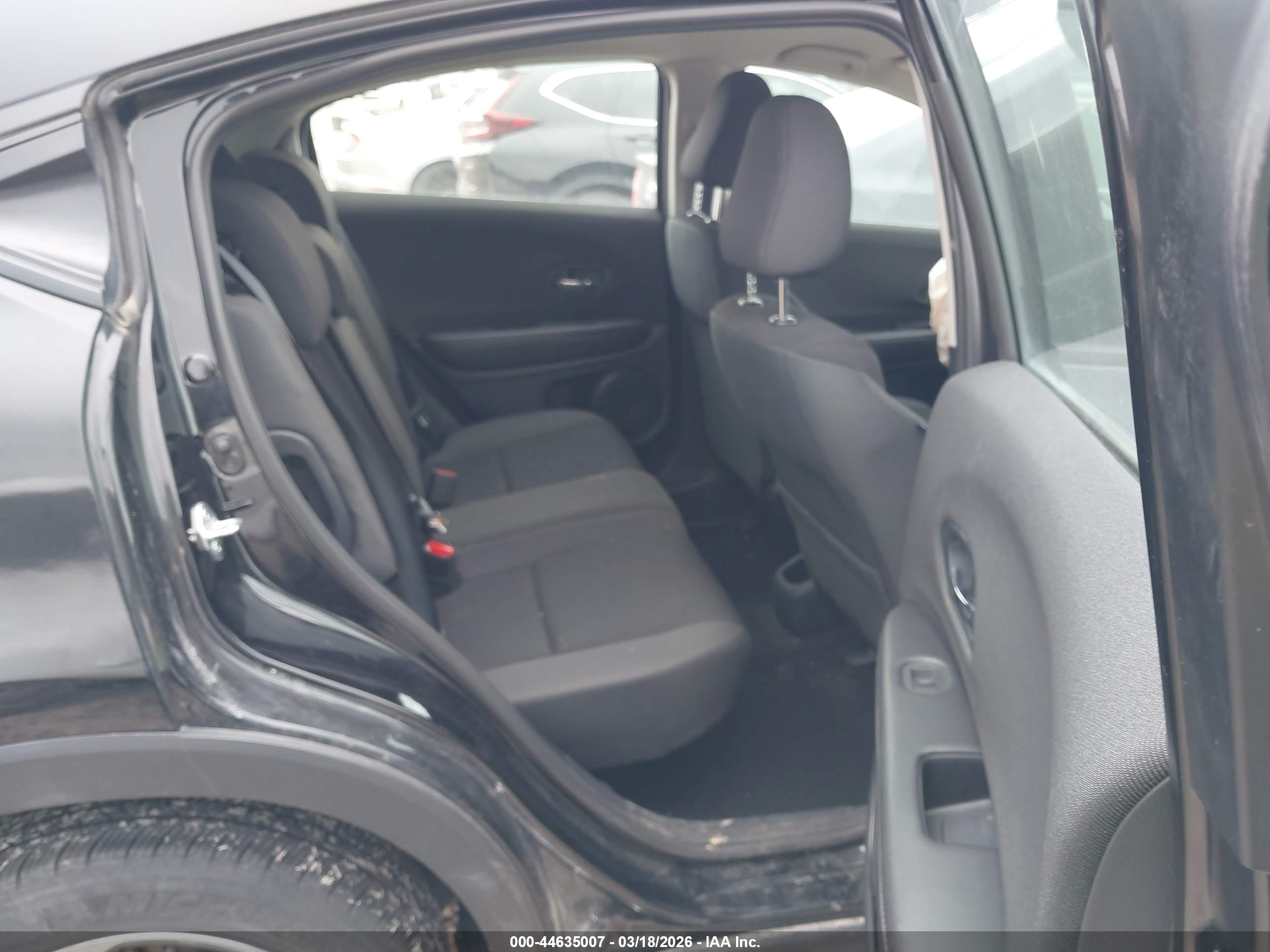 HONDA HR-V image 8