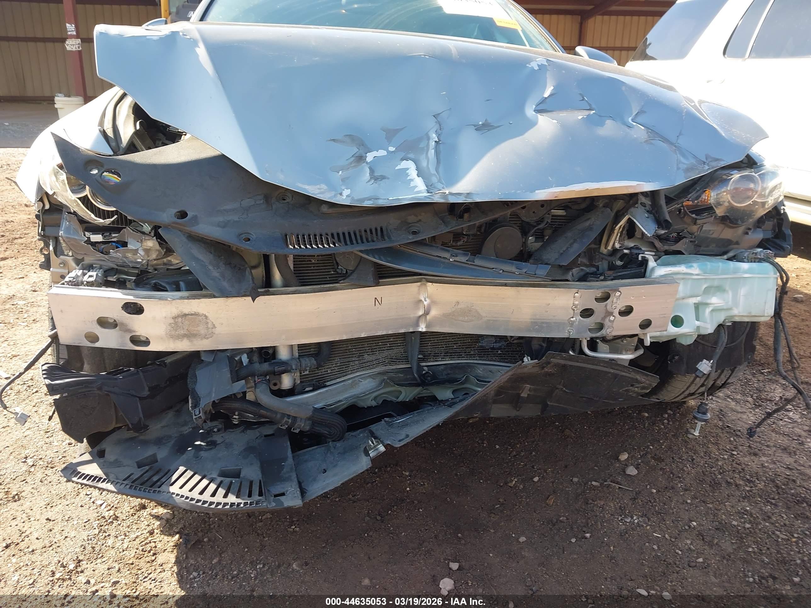 LEXUS IS image 6
