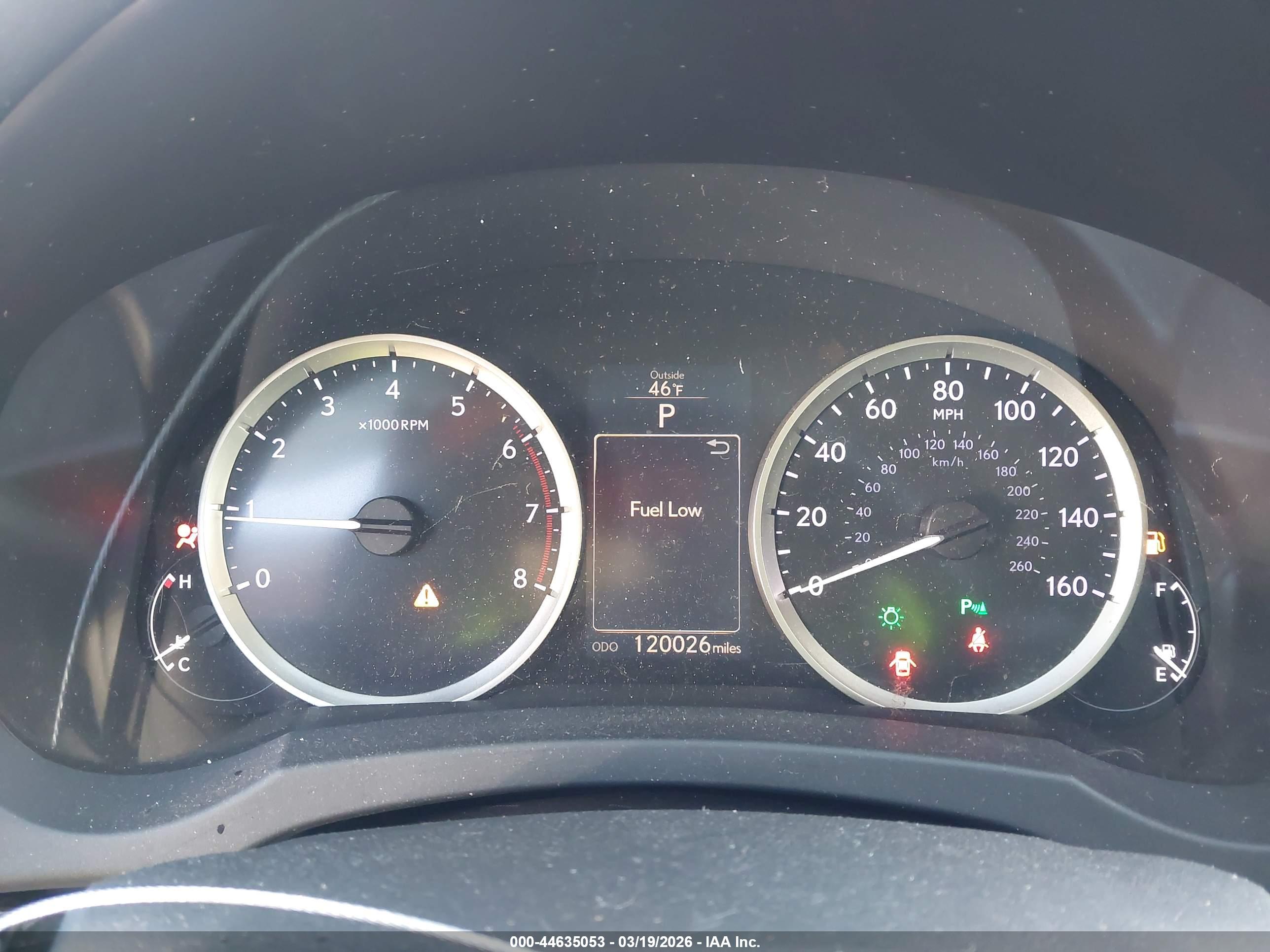 LEXUS IS image 7