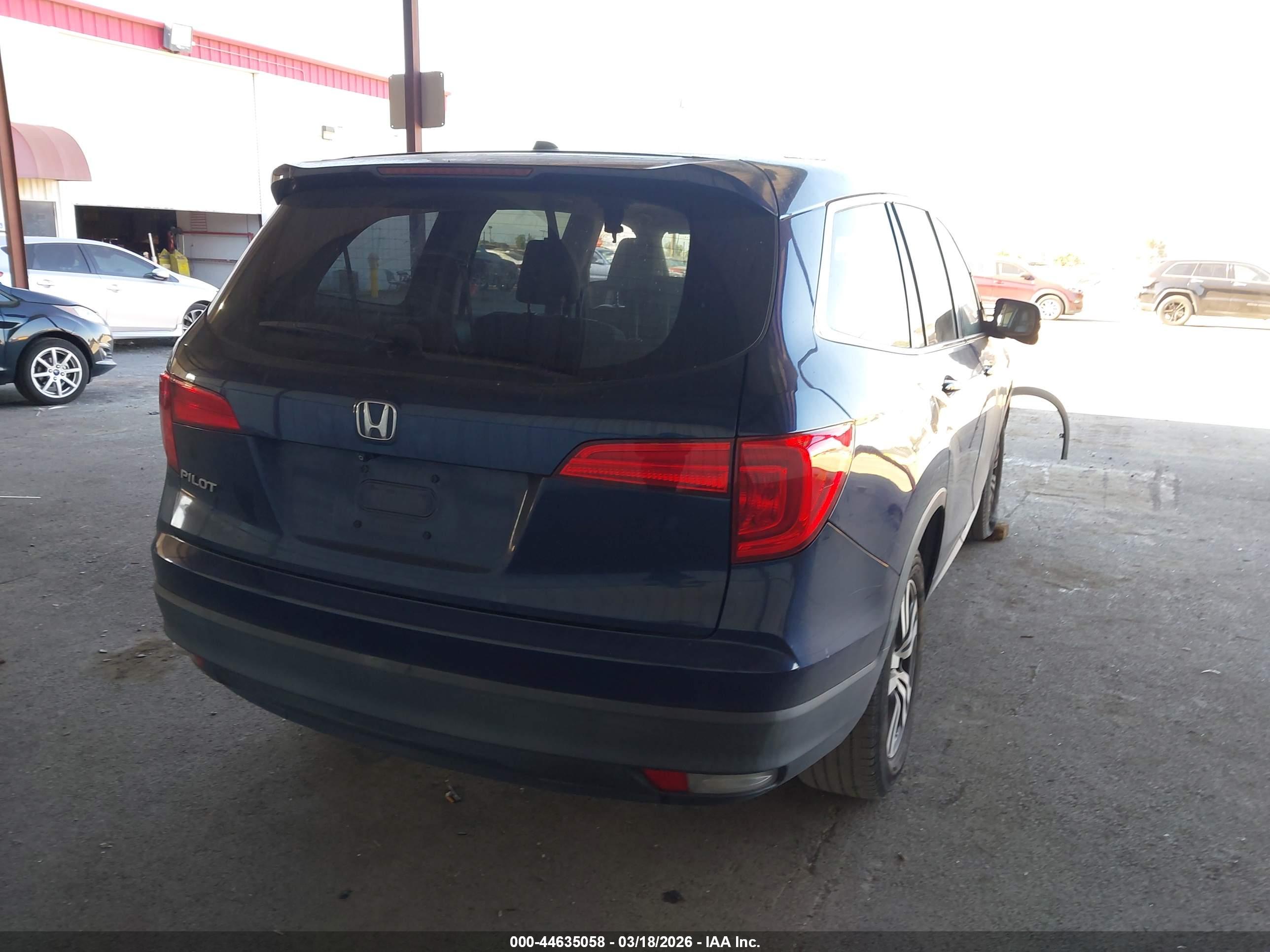 HONDA PILOT image 4