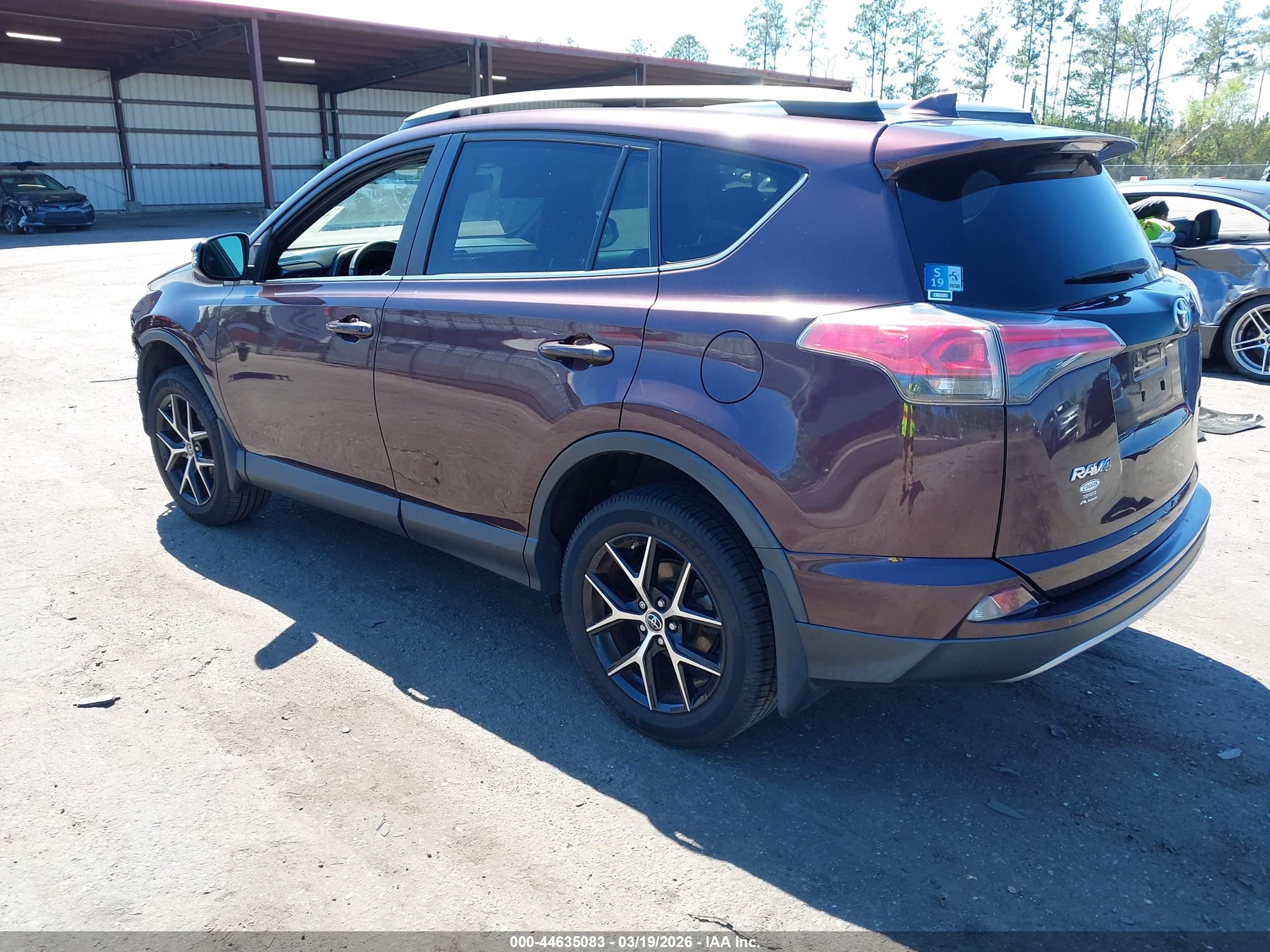 TOYOTA RAV4 image 3