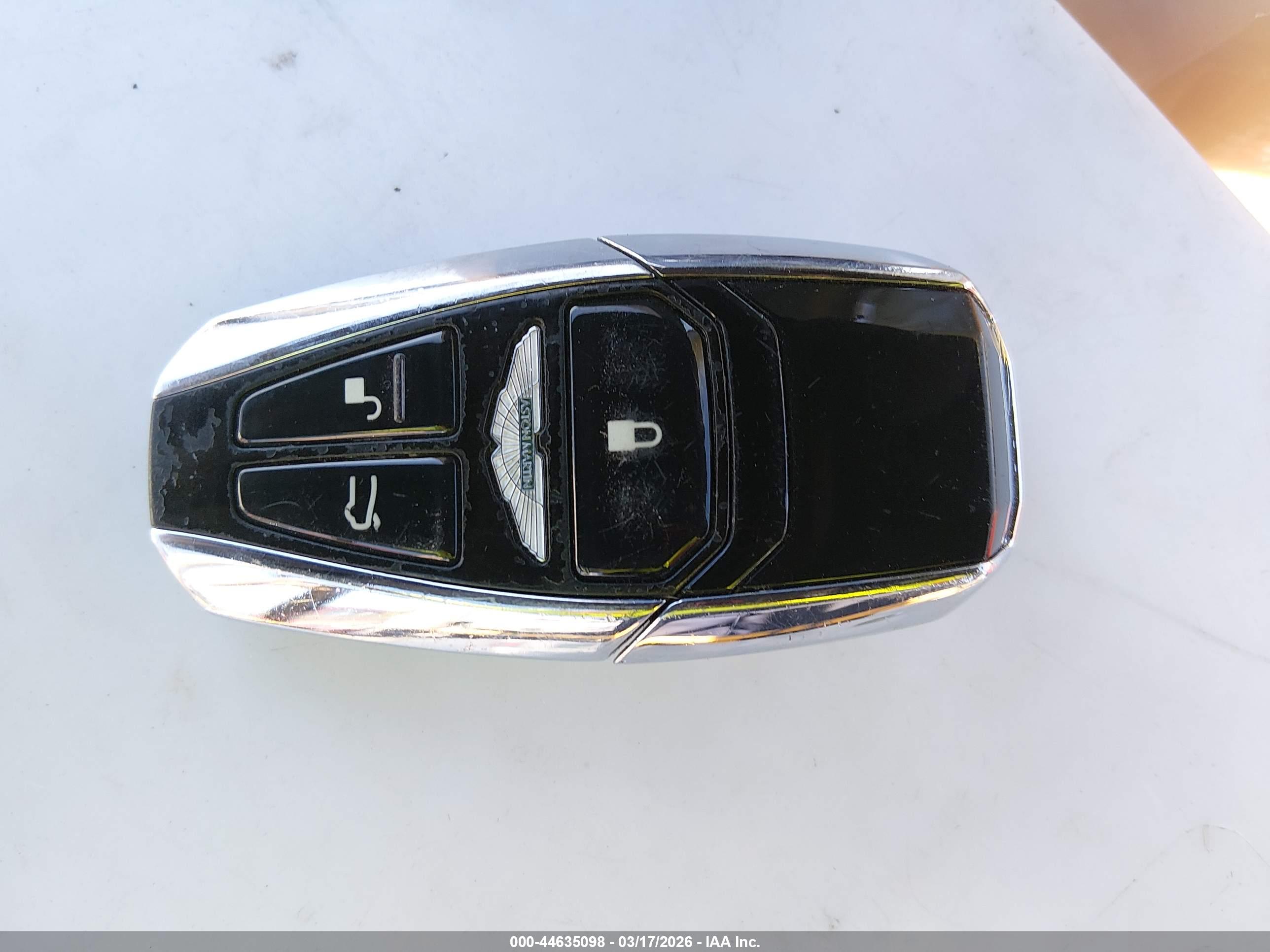 ASTON MARTIN image 11