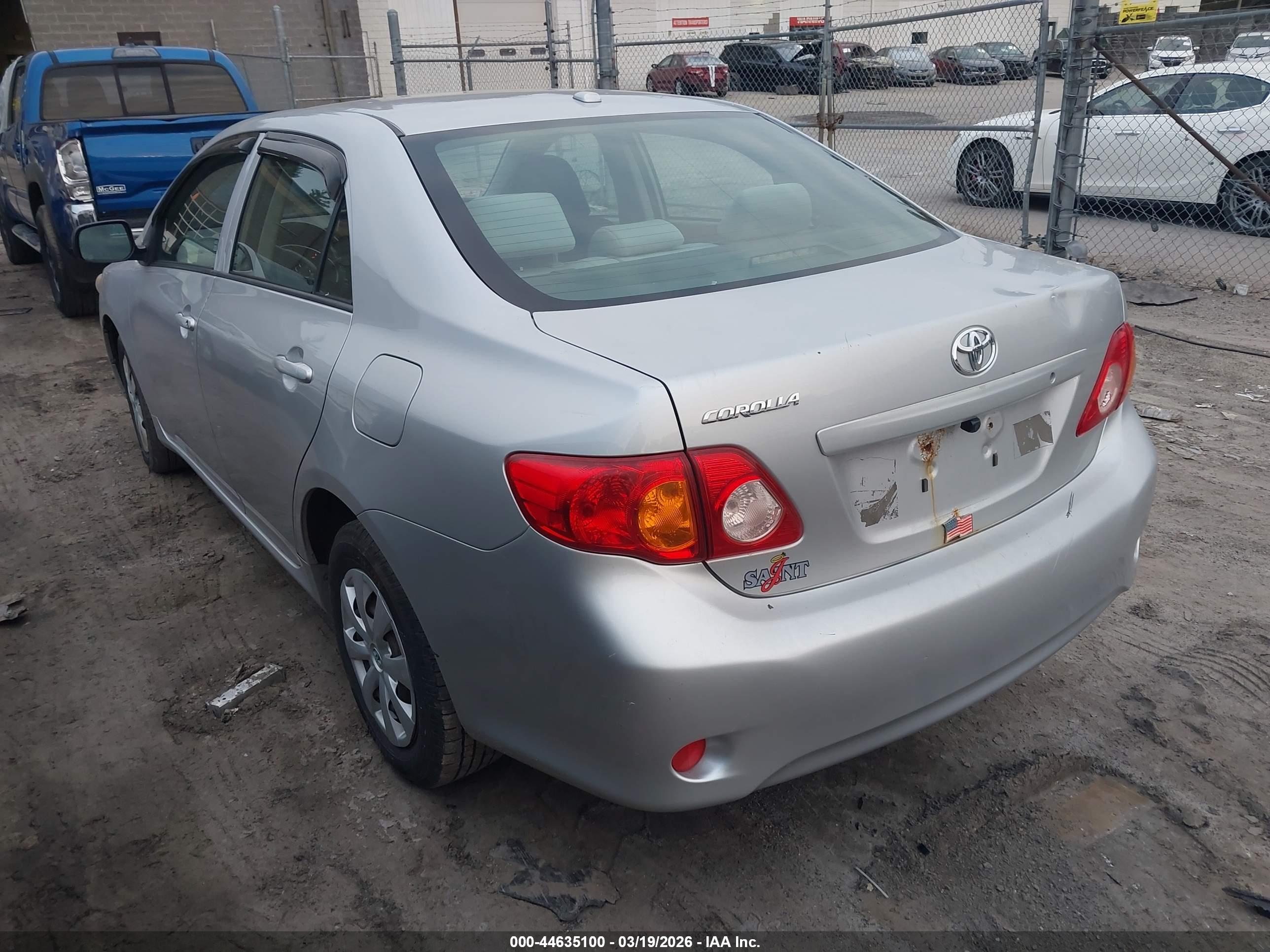 TOYOTA COROLLA image 3