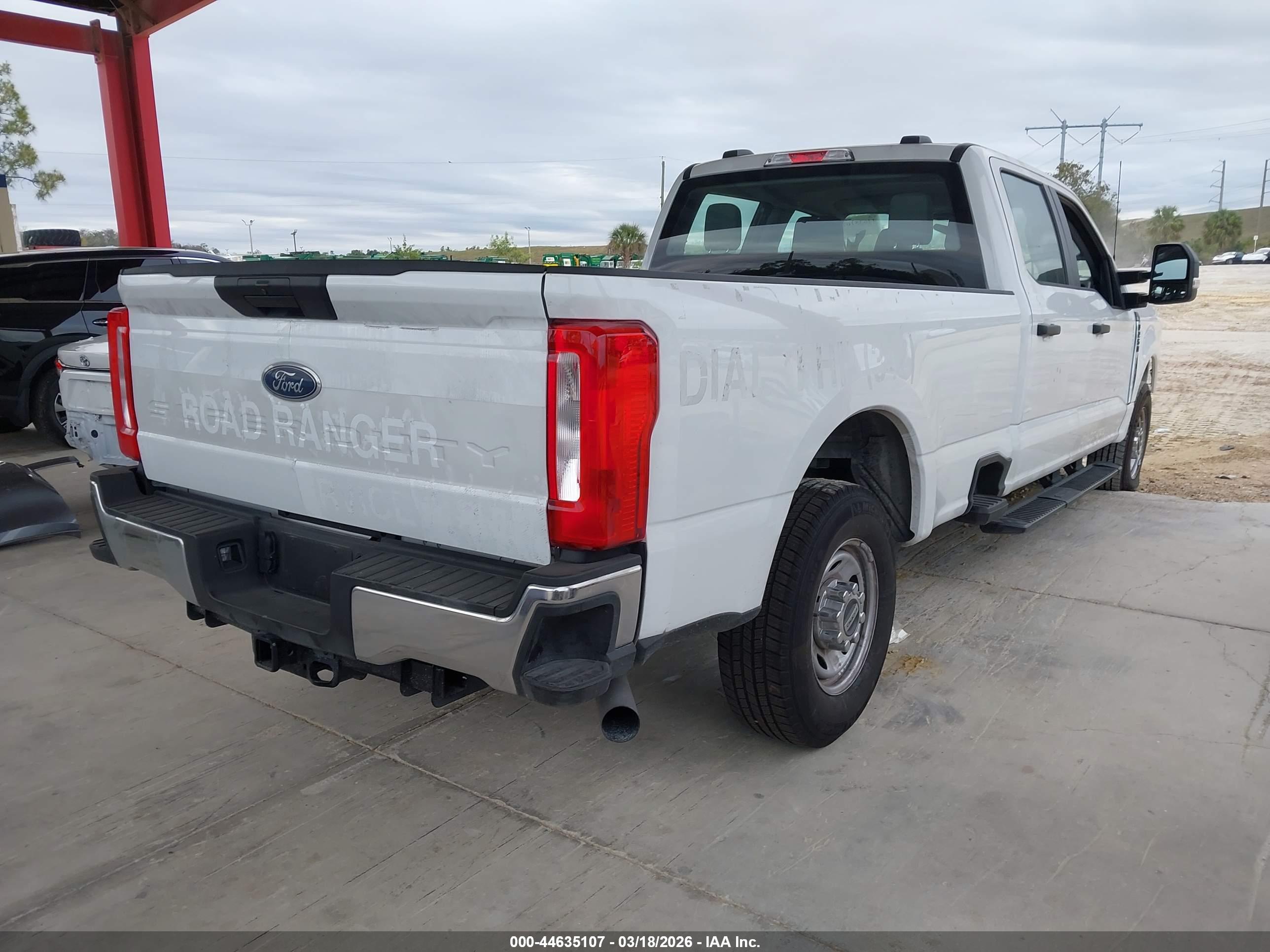 FORD F-250 image 4