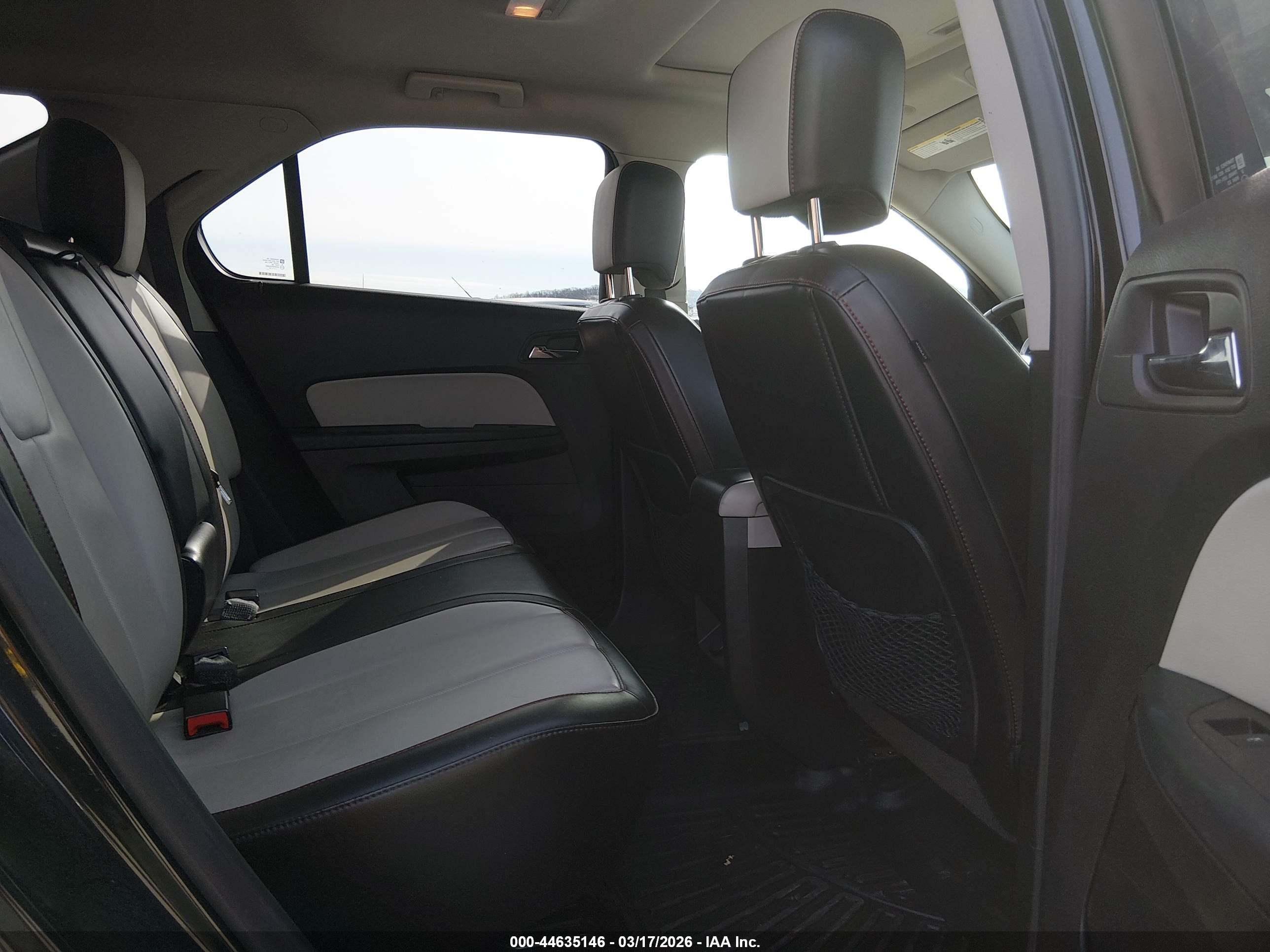 CHEVROLET EQUINOX image 8