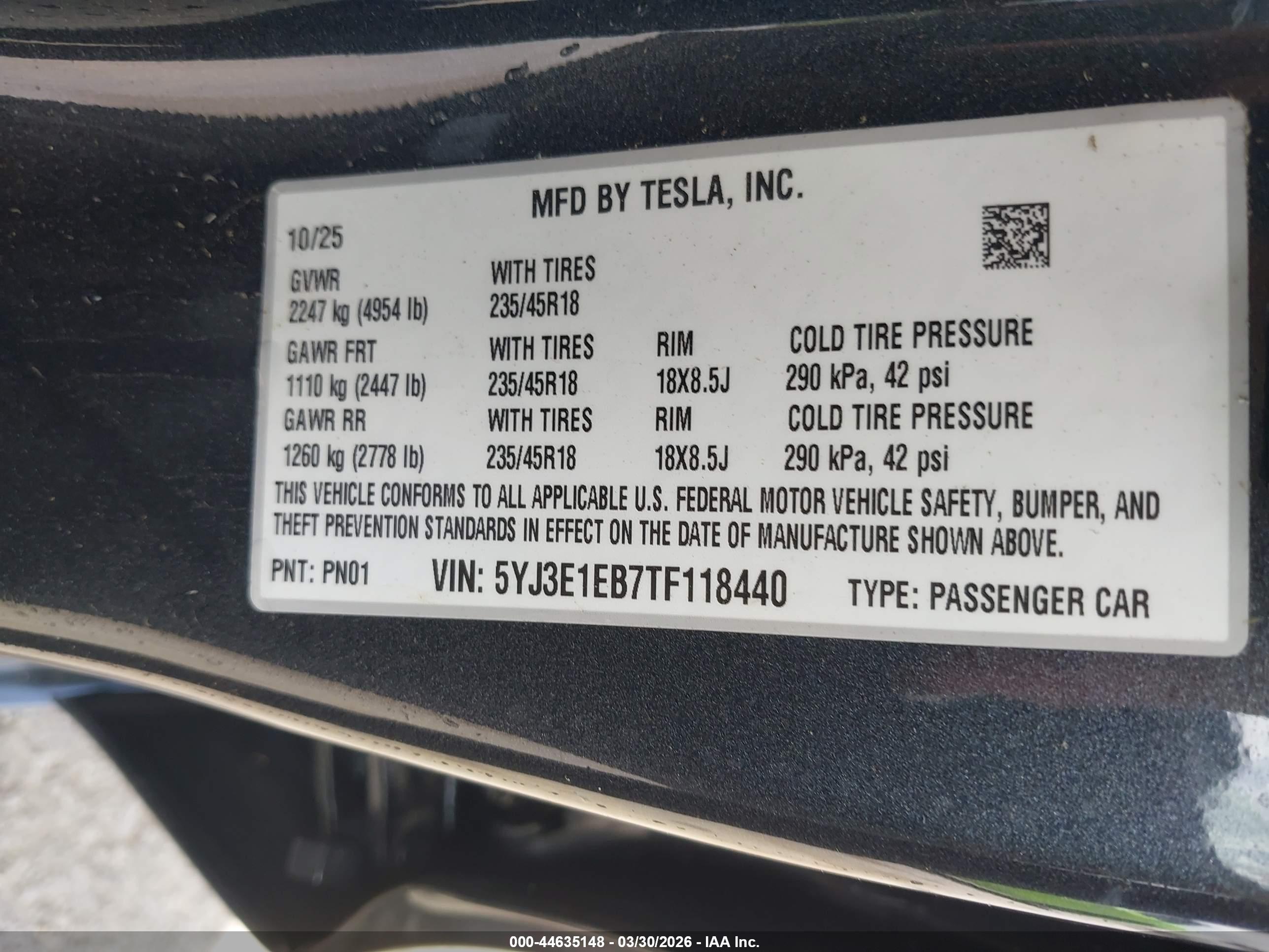 TESLA MODEL image 9