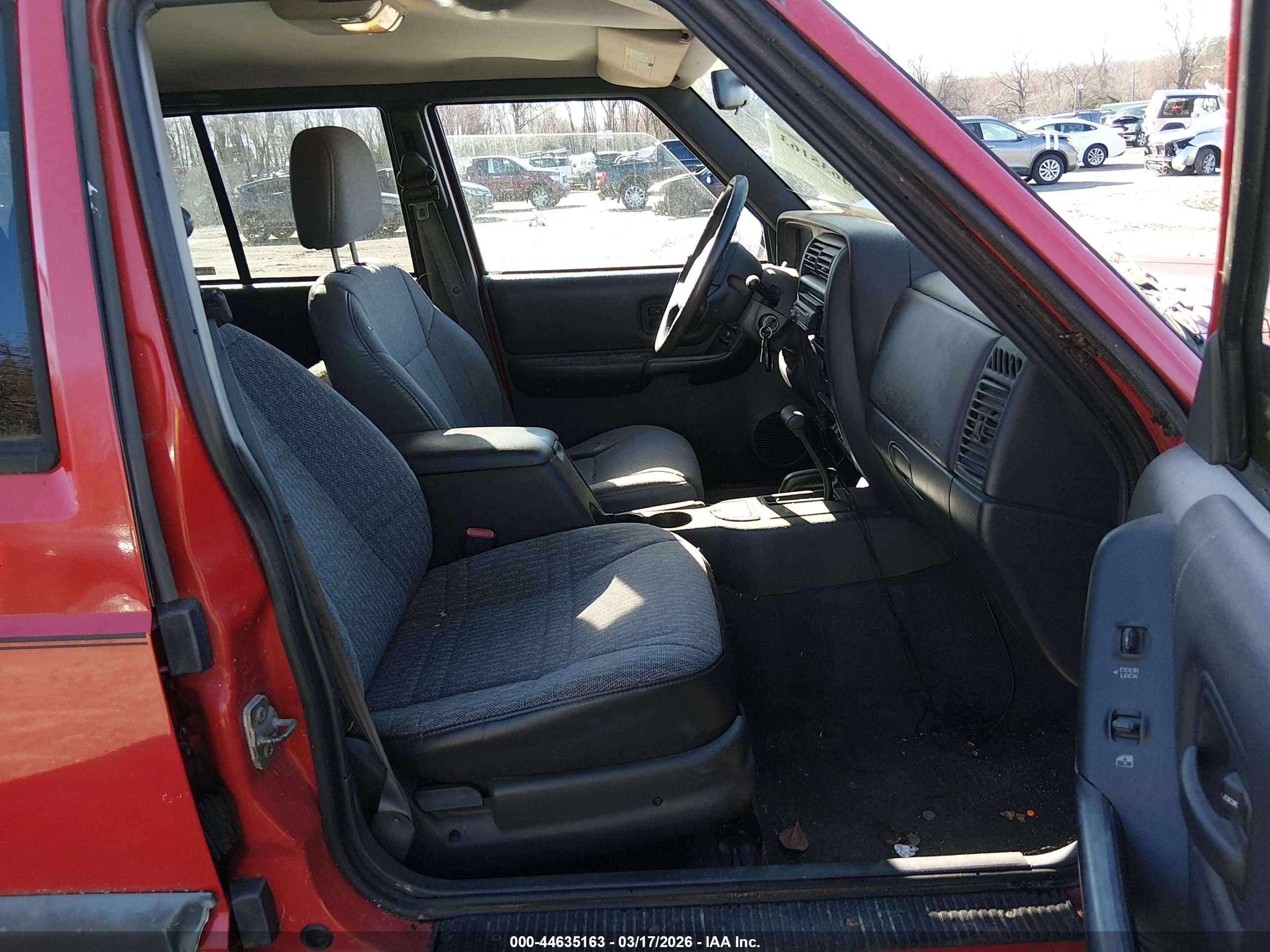 JEEP CHEROKEE image 5