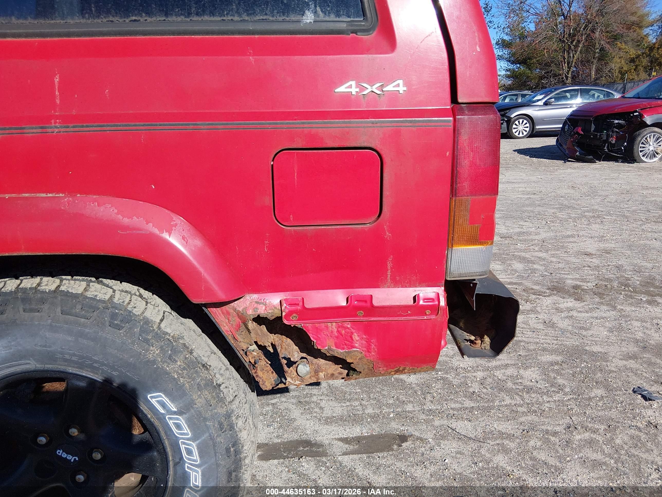 JEEP CHEROKEE image 6