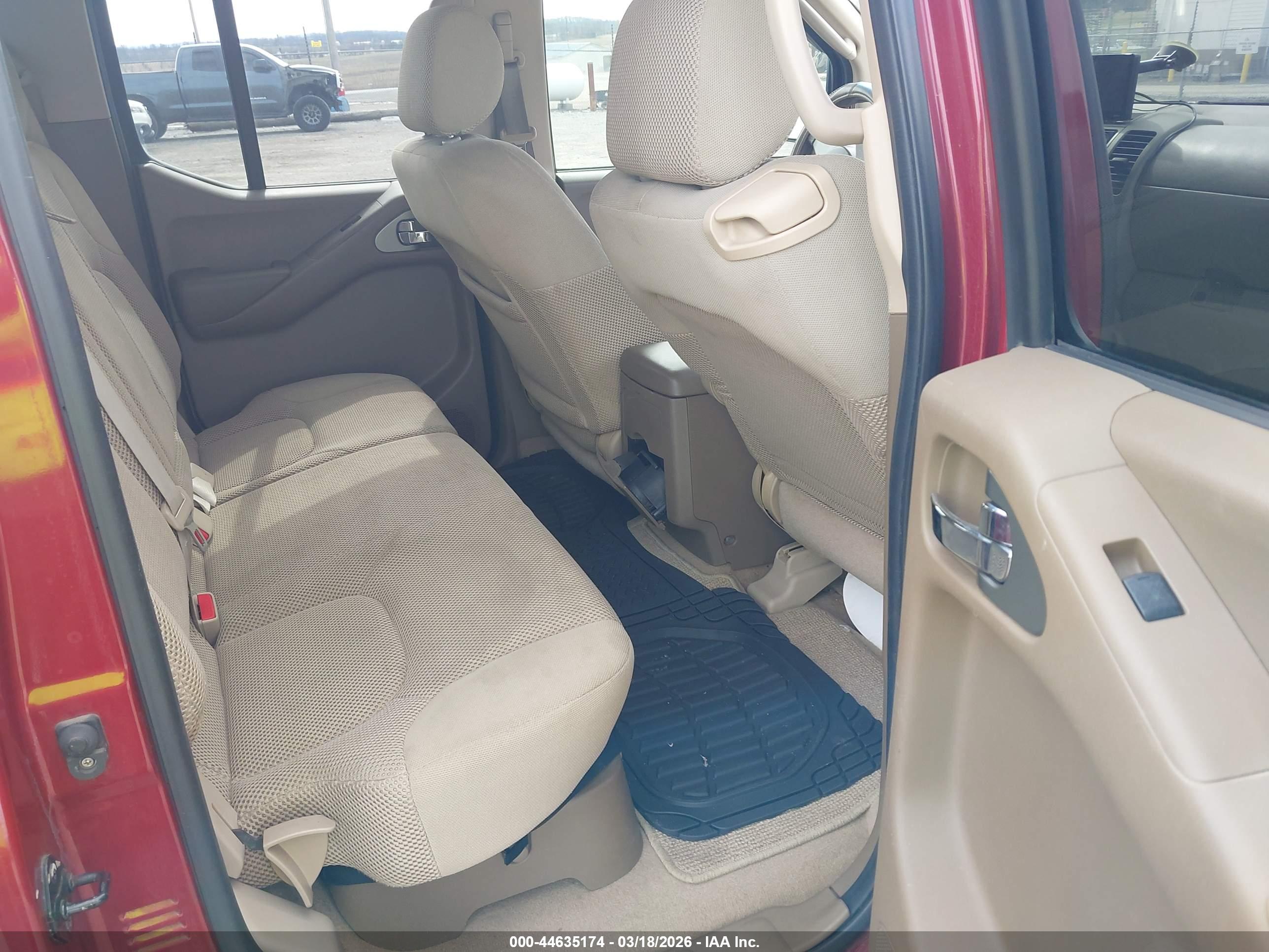 NISSAN FRONTIER image 8