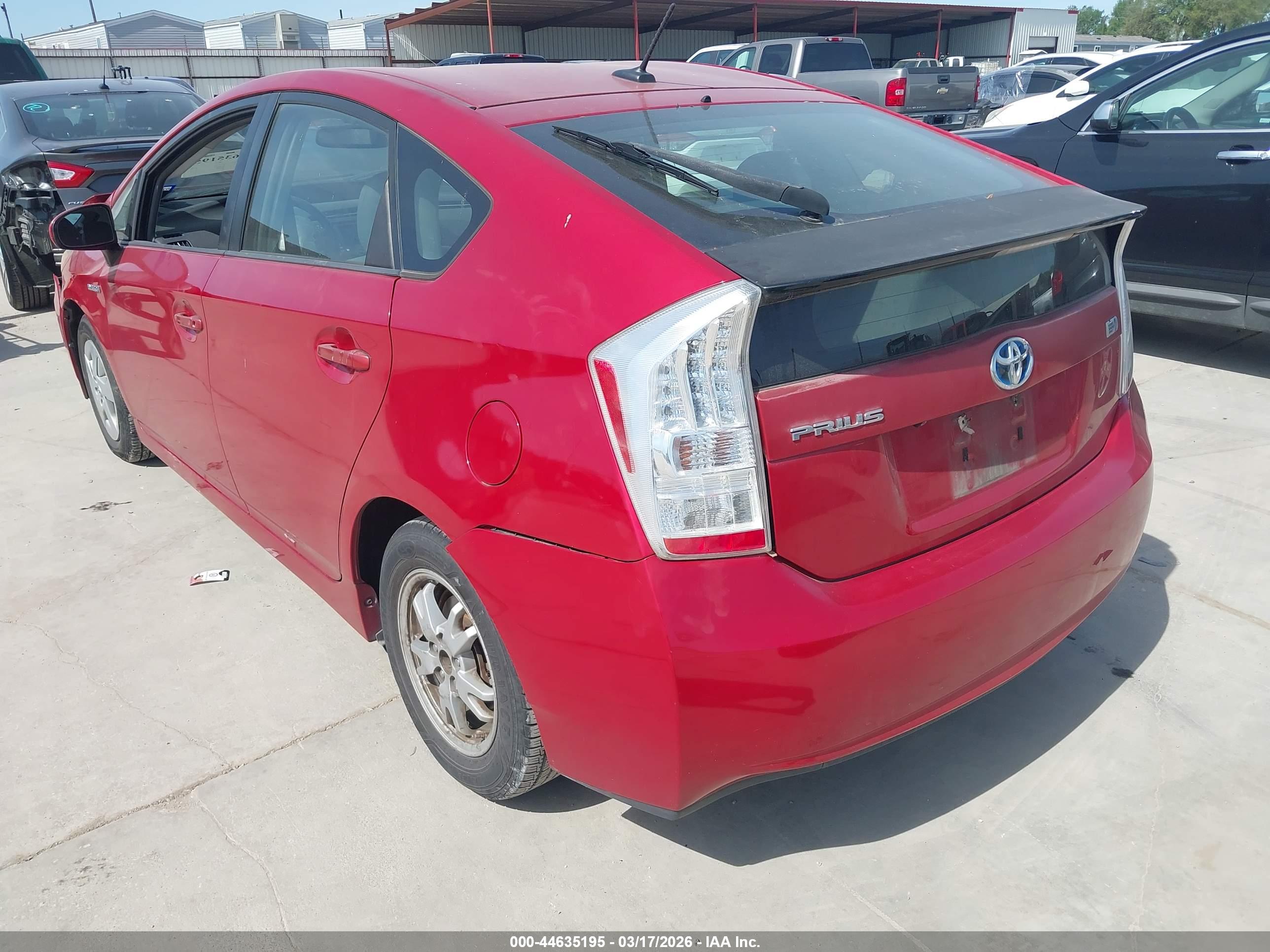 TOYOTA PRIUS image 3